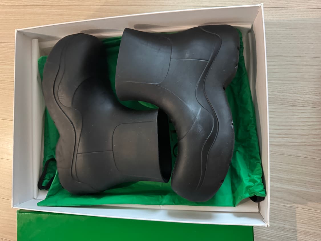 보테가 베네타 퍼들 부츠 블랙 41사이즈 상품이미지1