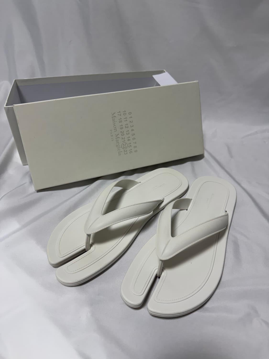 메종 마르지엘라 타비 플립플랍 상품이미지1