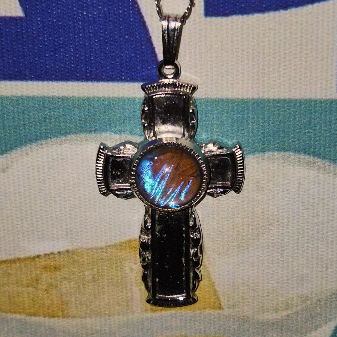 80s 브라질 모르포 나비 날개 십자가 목걸이 상품이미지2