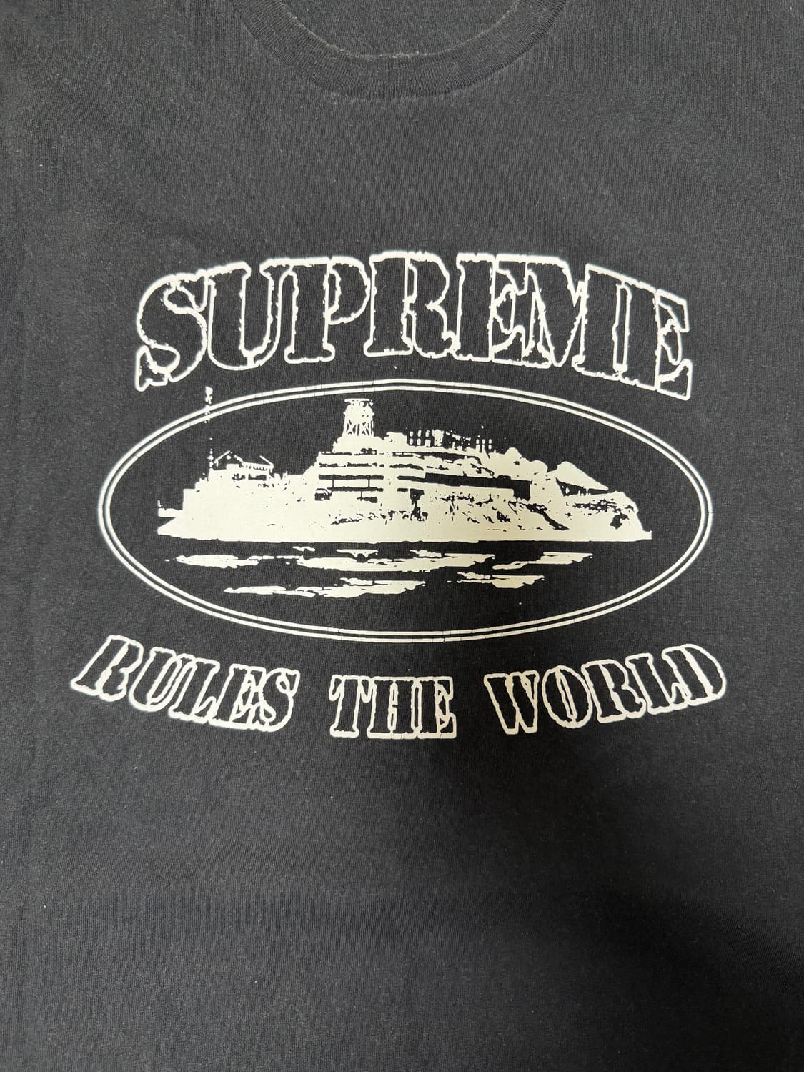 슈프림 x 코르테이즈 룰즈 더 월드 티셔츠 블랙 XL 상품이미지3