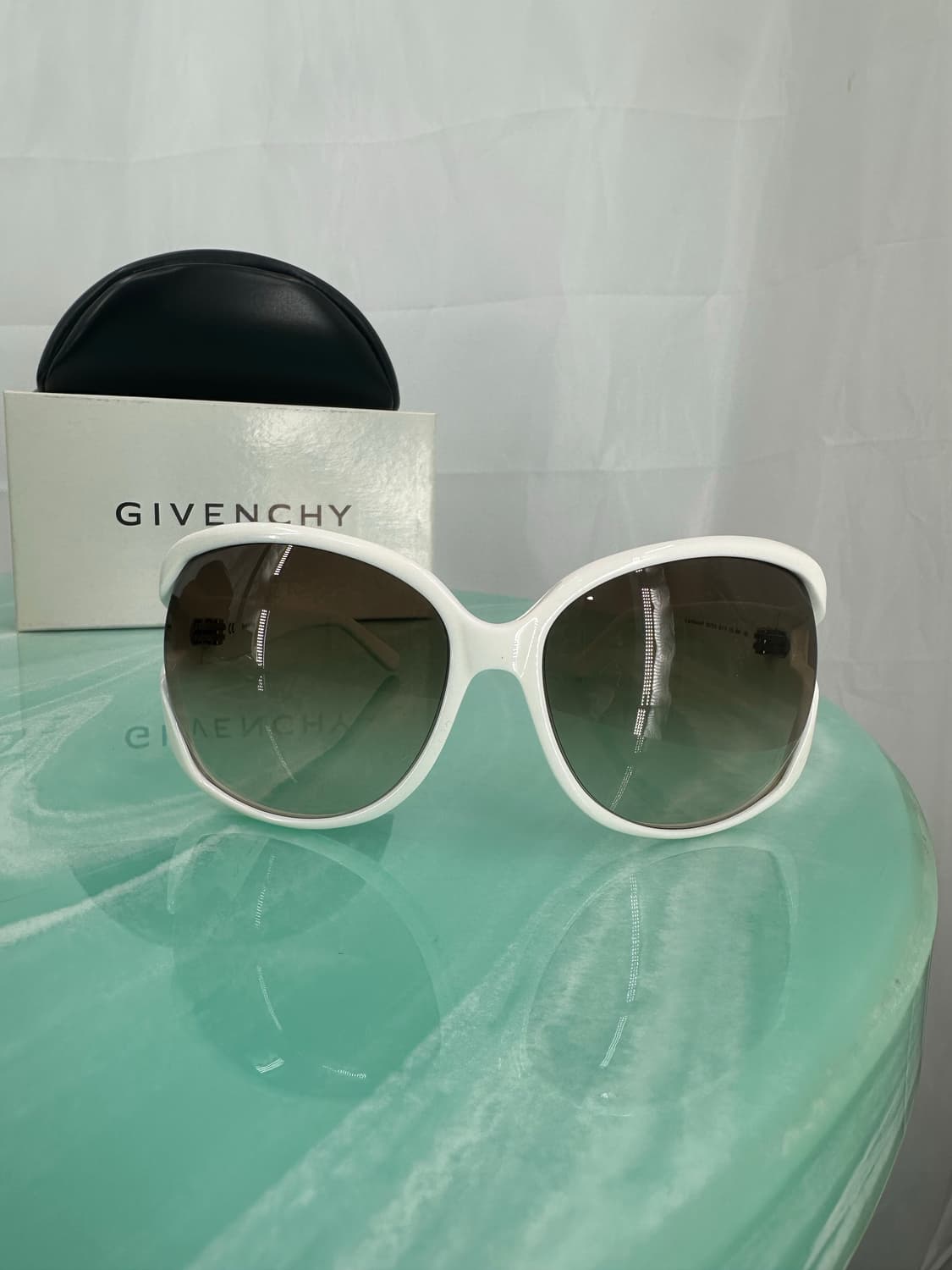 [새상품 무료배송] Made in Italy 지방시 선글라스 상품이미지6