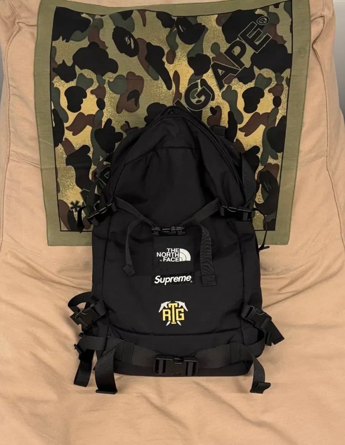 [OS] 슈프림 x 노스페이스 rtg 백팩 블랙 상품이미지1