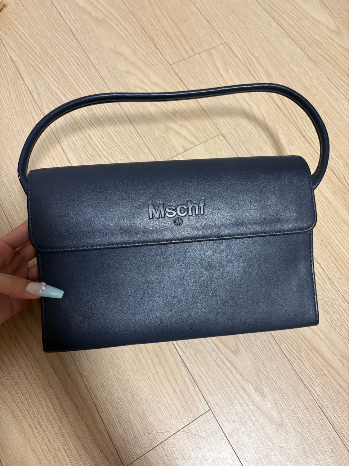 미스치프 네이비 이브닝백 상품이미지1