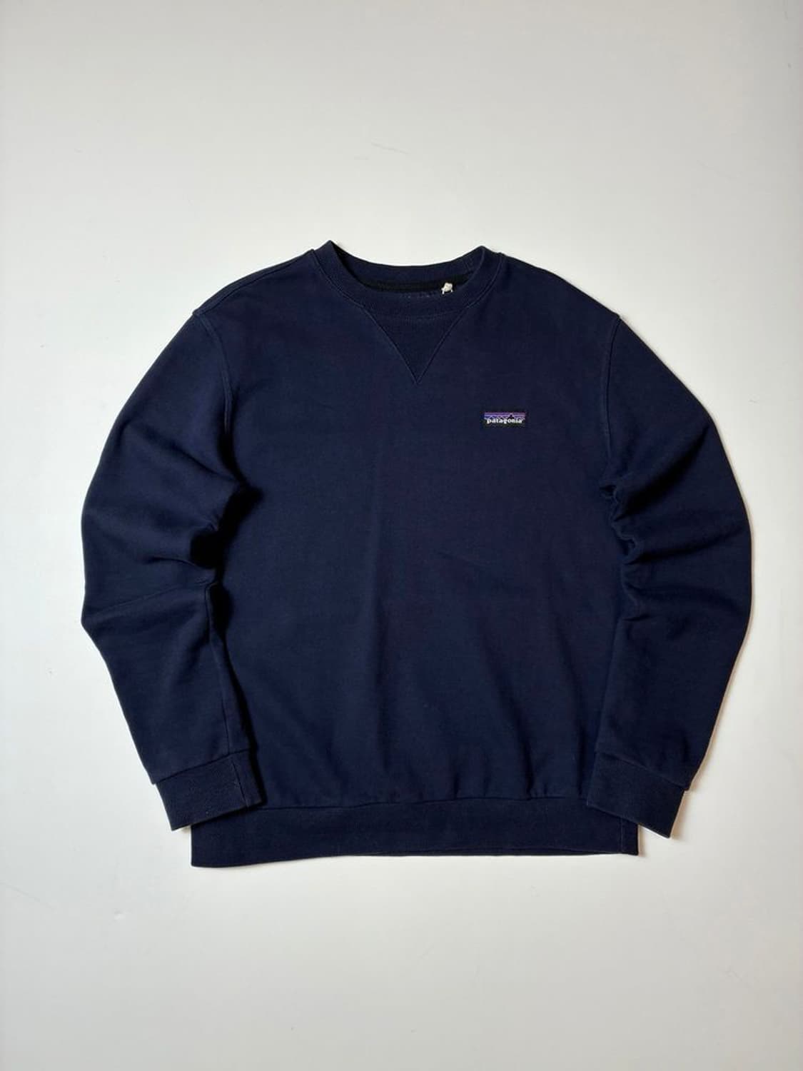 파타고니아 시그니처 크루넥 로고 맨투맨 PN8350 상품이미지1