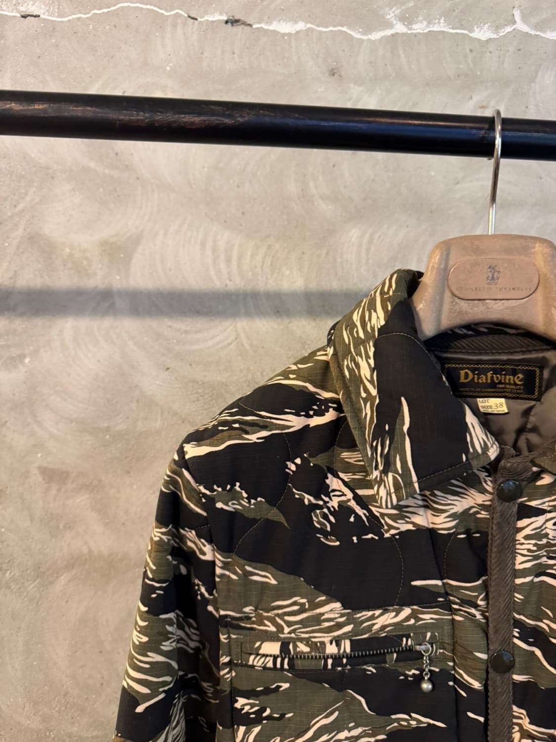 디아프바인 타이거 카모 퀼팅 자켓 95 상품이미지2