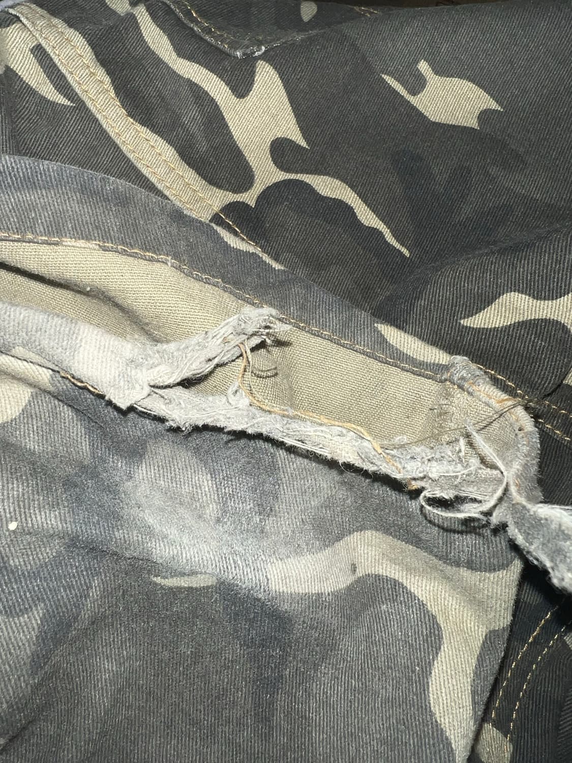 팬시클럽 카모 레터링 데님 팬츠 상품이미지5