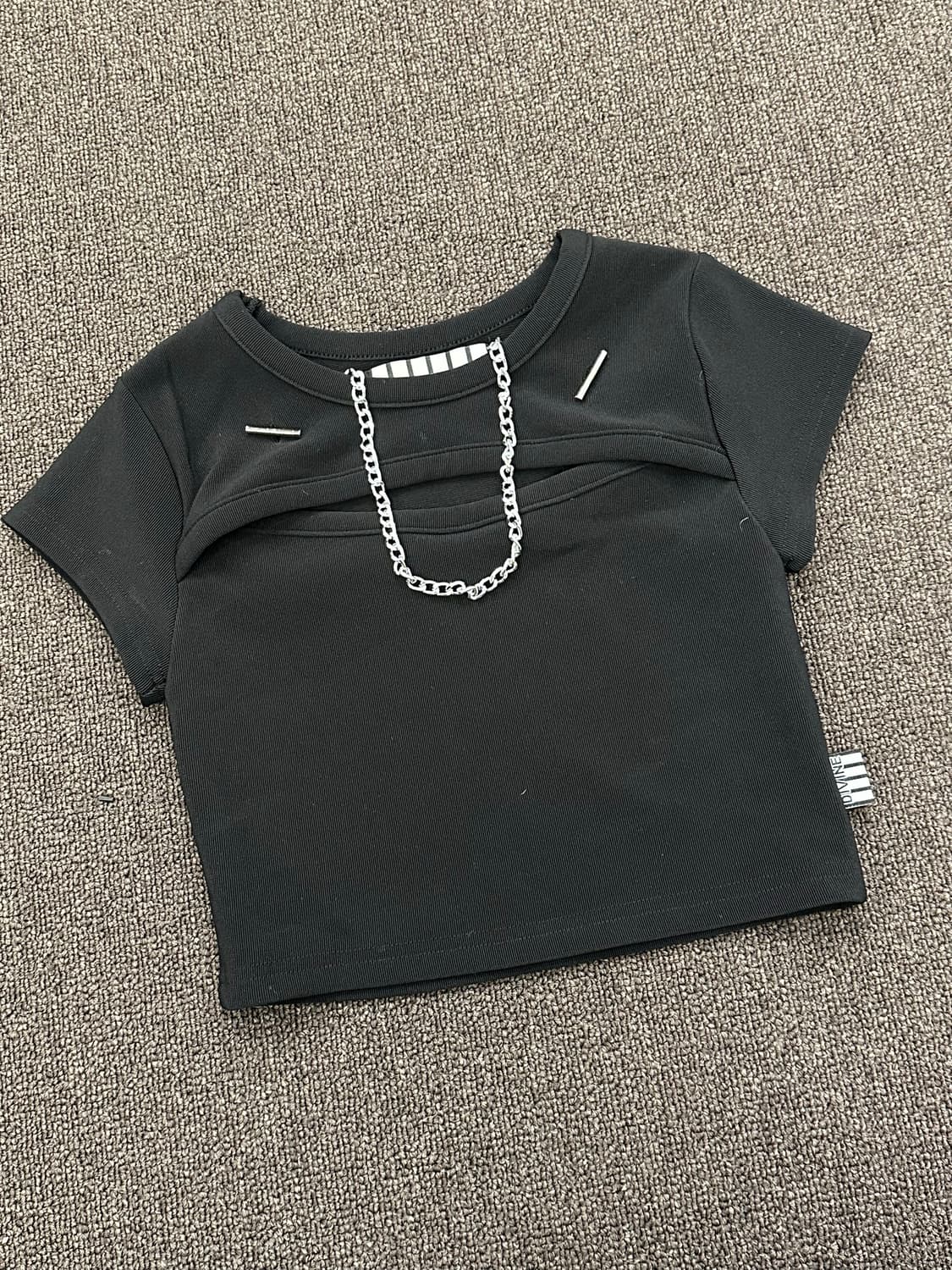 OS)Divine comedy 빈티지 여성 컷아웃 체인 디테일 숏슬리브 상품이미지1