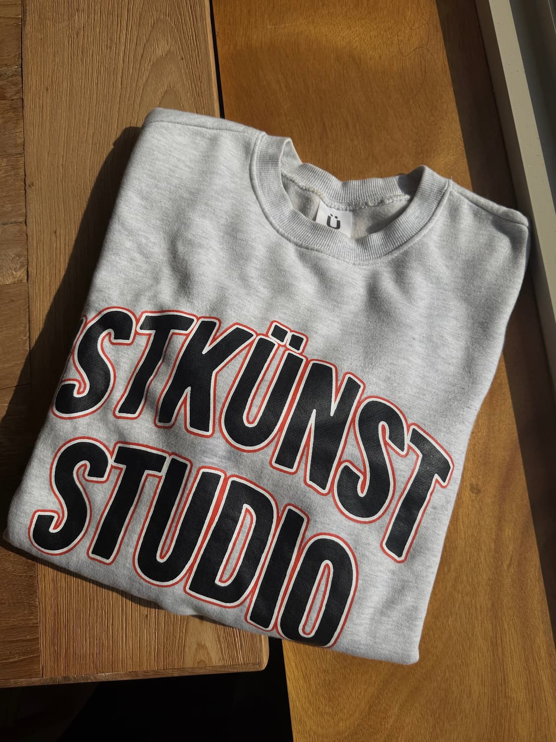 [이스트쿤스트] 스웨트 기모 셔츠 상품이미지1