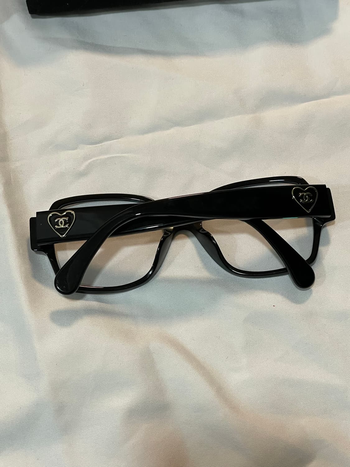 샤넬 하트참 스퀘어 안경 상품이미지3