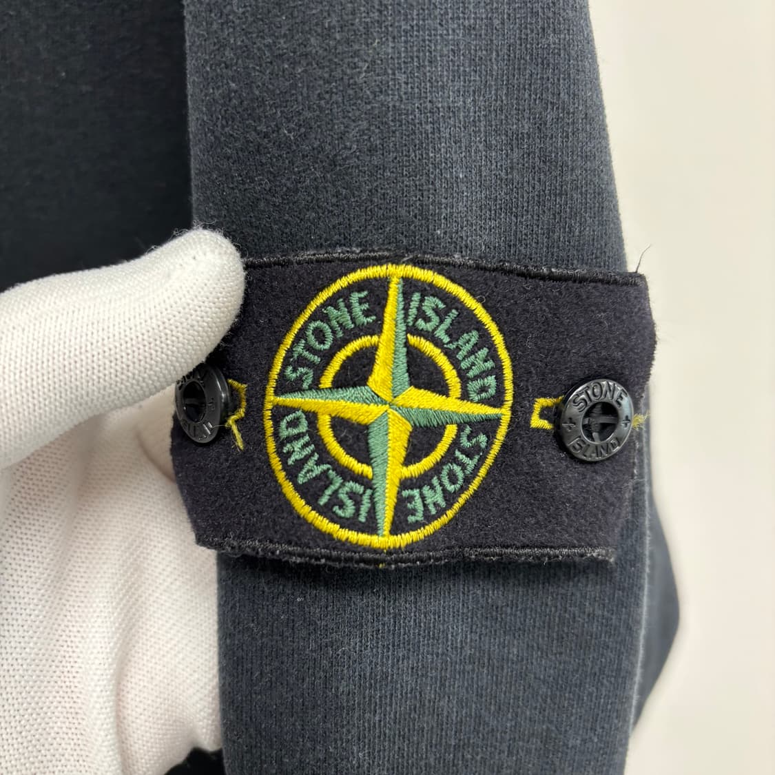 [3XL]스톤아일랜드 와펜패치 맨투맨 상품이미지2