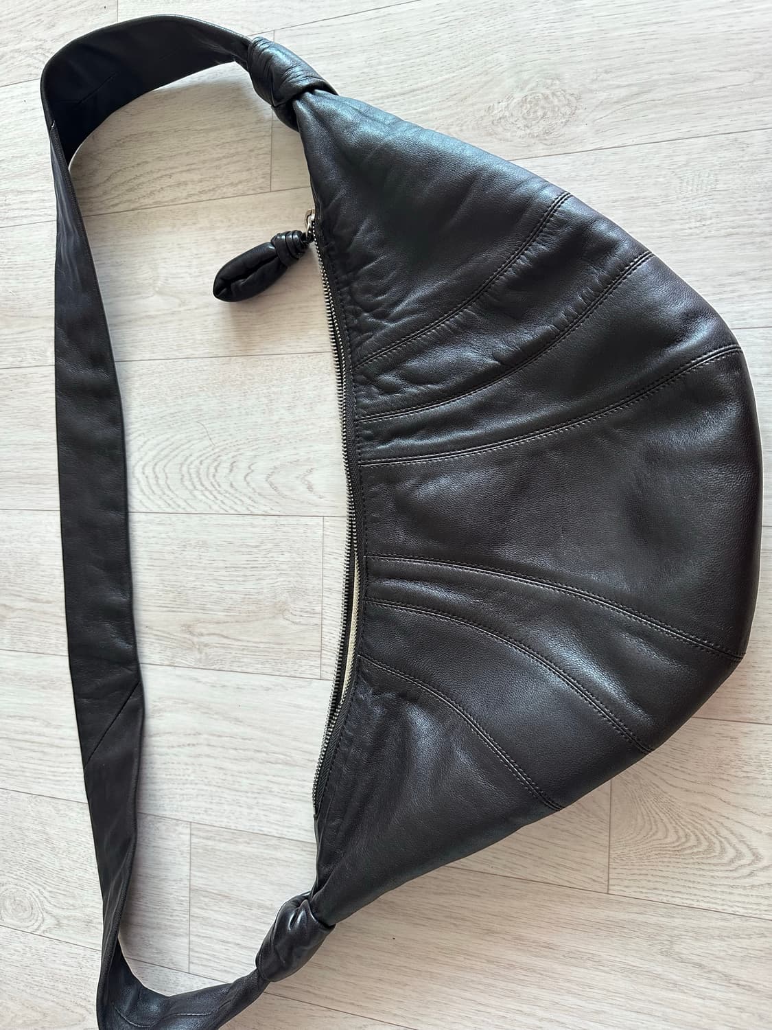 르메르 크로아상백 다크초코 미디움 상품이미지2