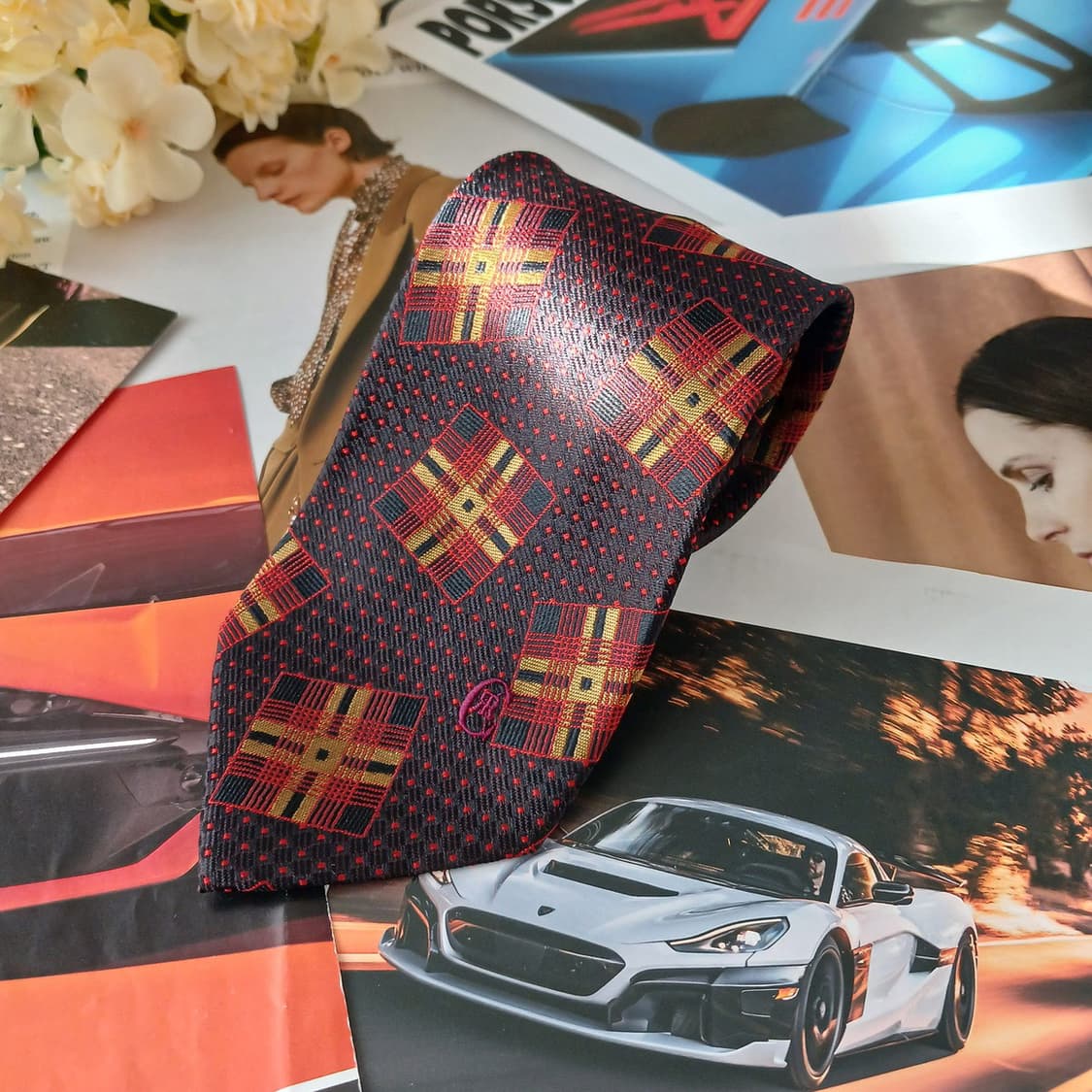 니노 세루티 실크 지오메트릭 넥타이 9.2cm A+등급 A19168
 상품이미지2