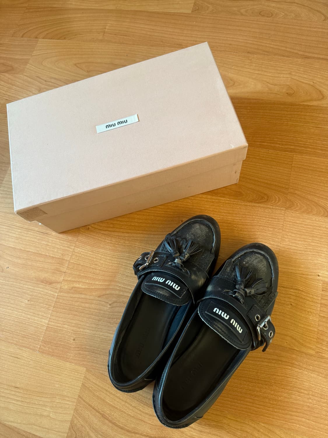 미우미우 블랙 태슬 로퍼 37 상품이미지4