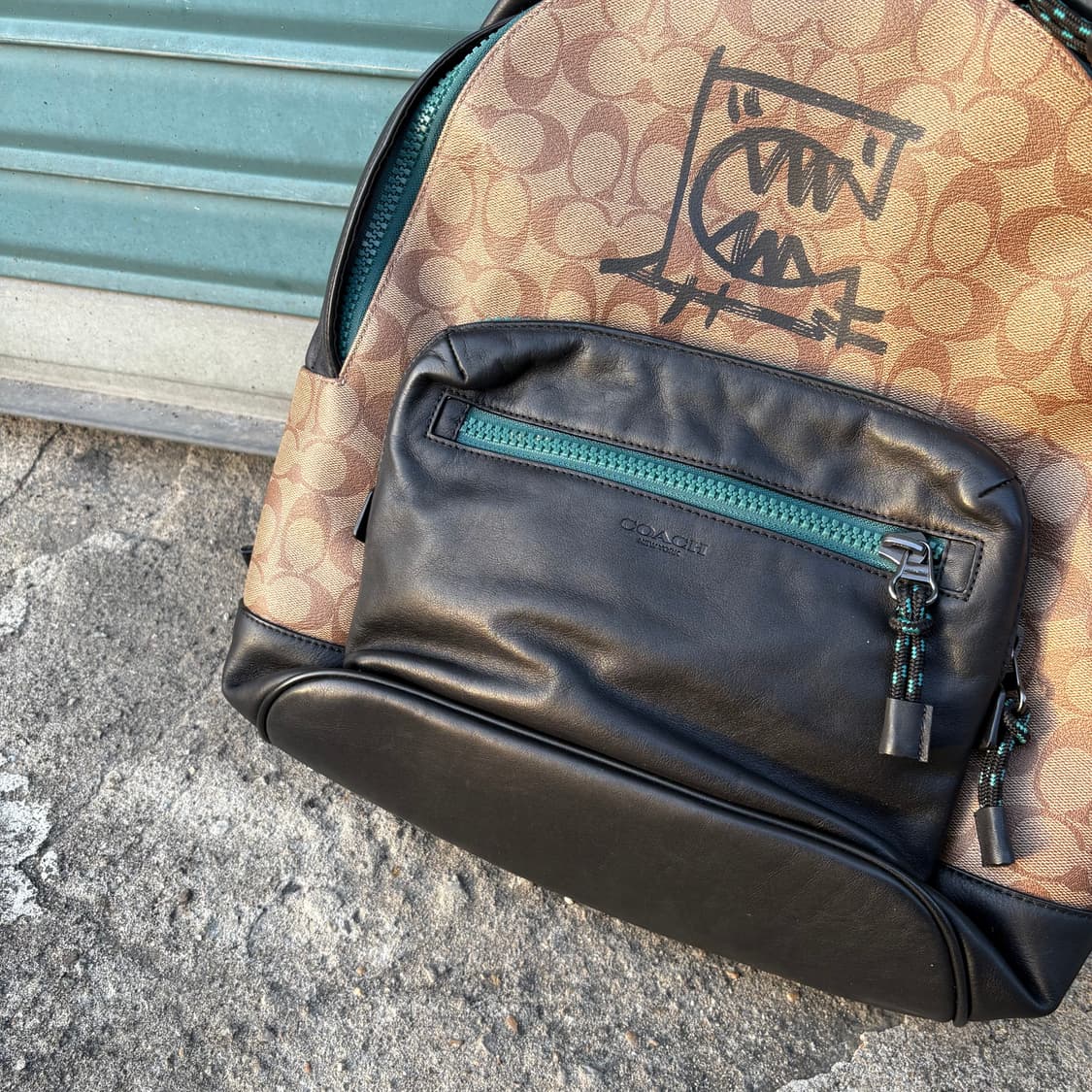 코치 x GUANG YU 레더 트림 코팅 캔버스 백팩 상품이미지5