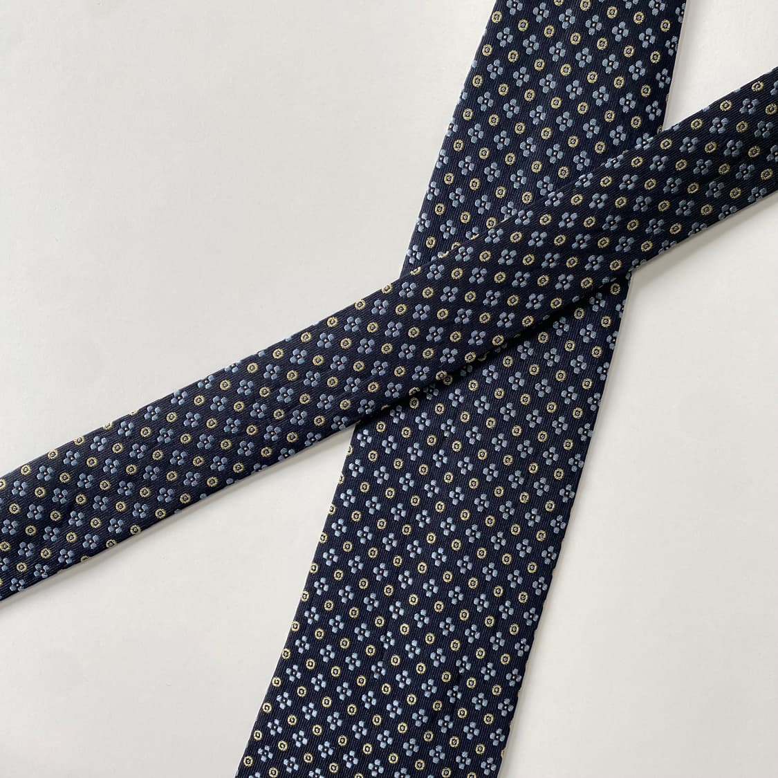 발렌티노(VALENTINO)심플로고 정품 명품 넥타이 상품이미지4