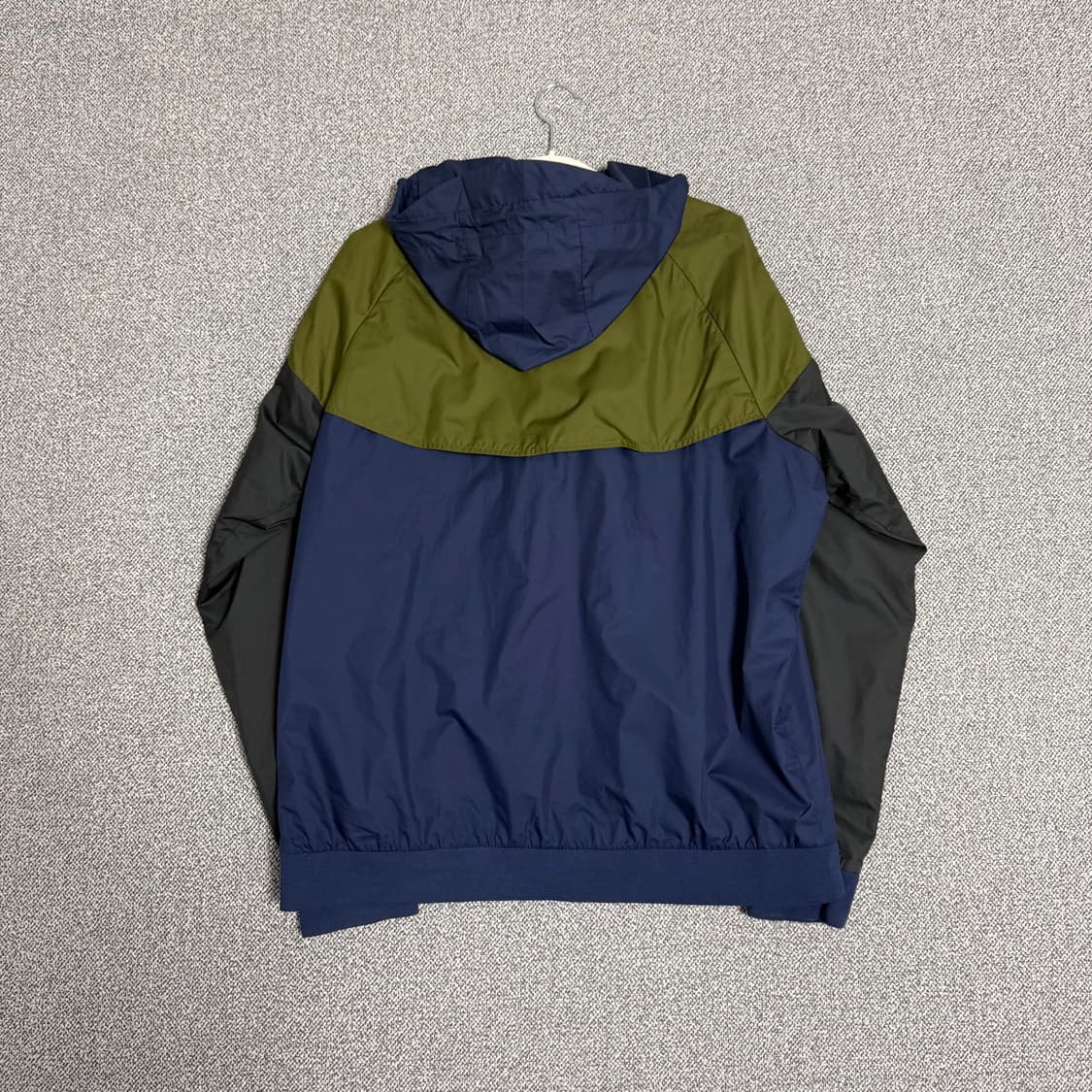 나이키 바람막이 윈드브레이커 카키 XXL 상품이미지2