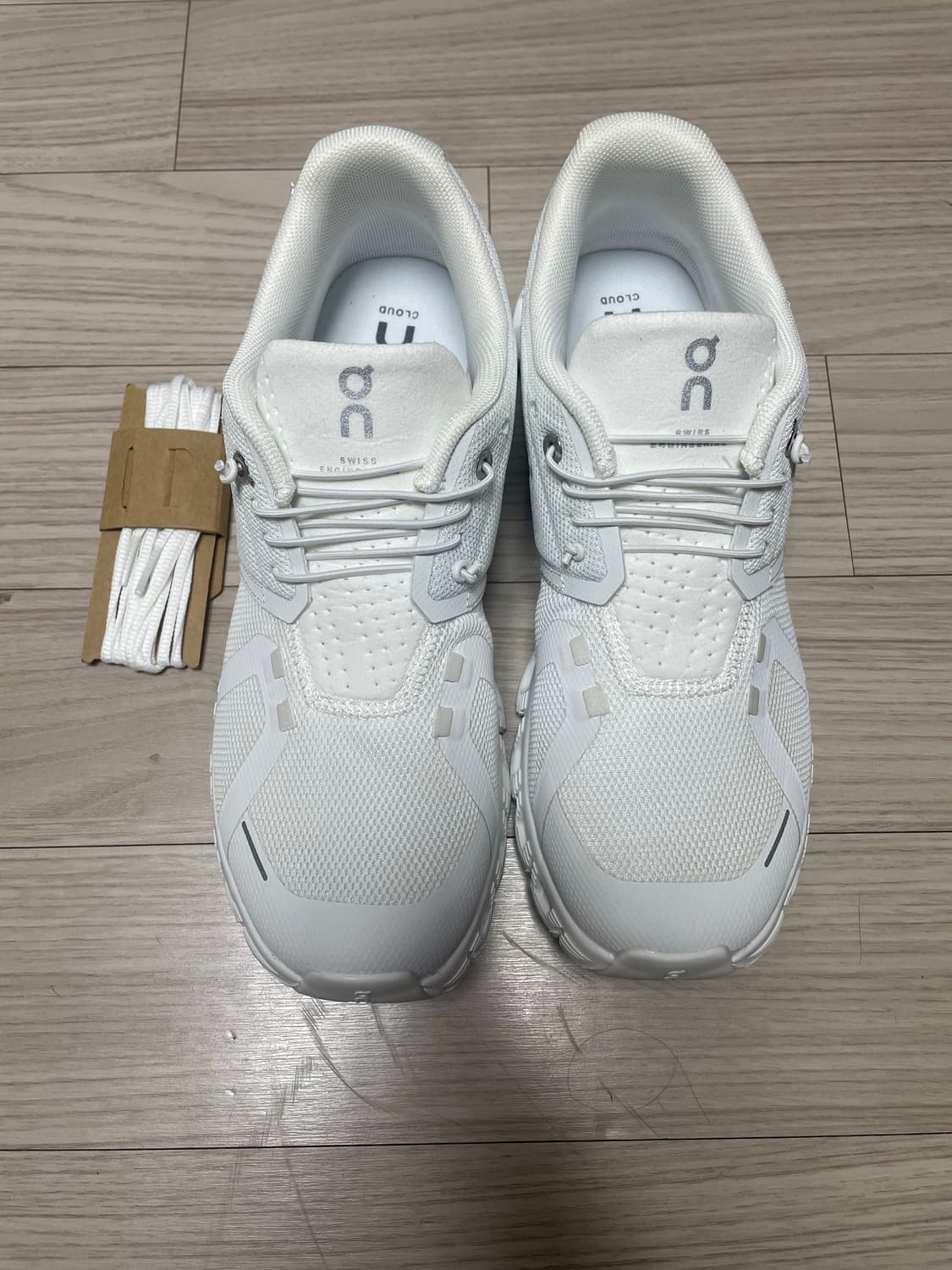 On Cloud 5 올화이트 260 새상품 상품이미지3