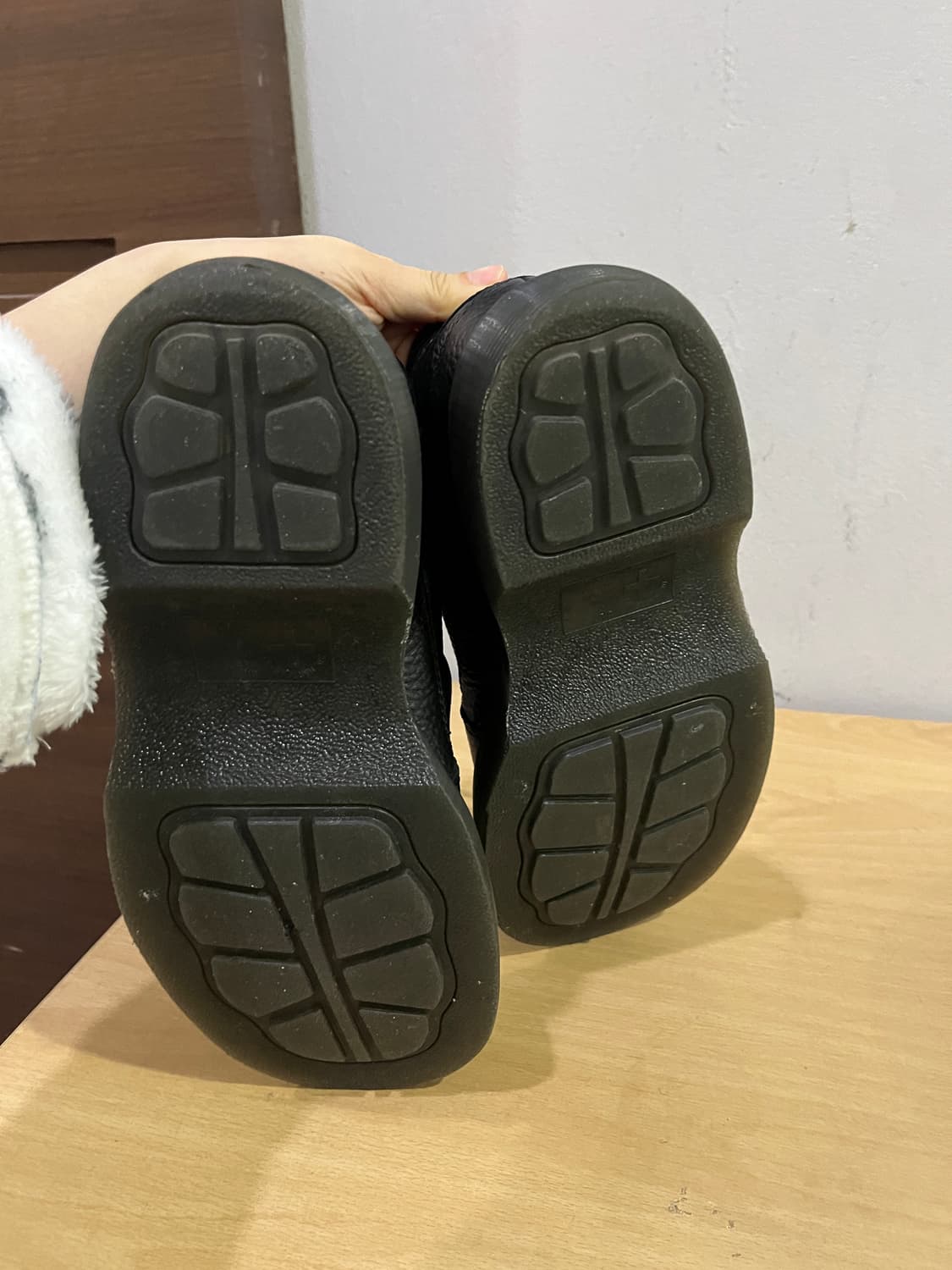 코이세이오 서지수 로퍼 닥터마틴 버즈 240 상품이미지7