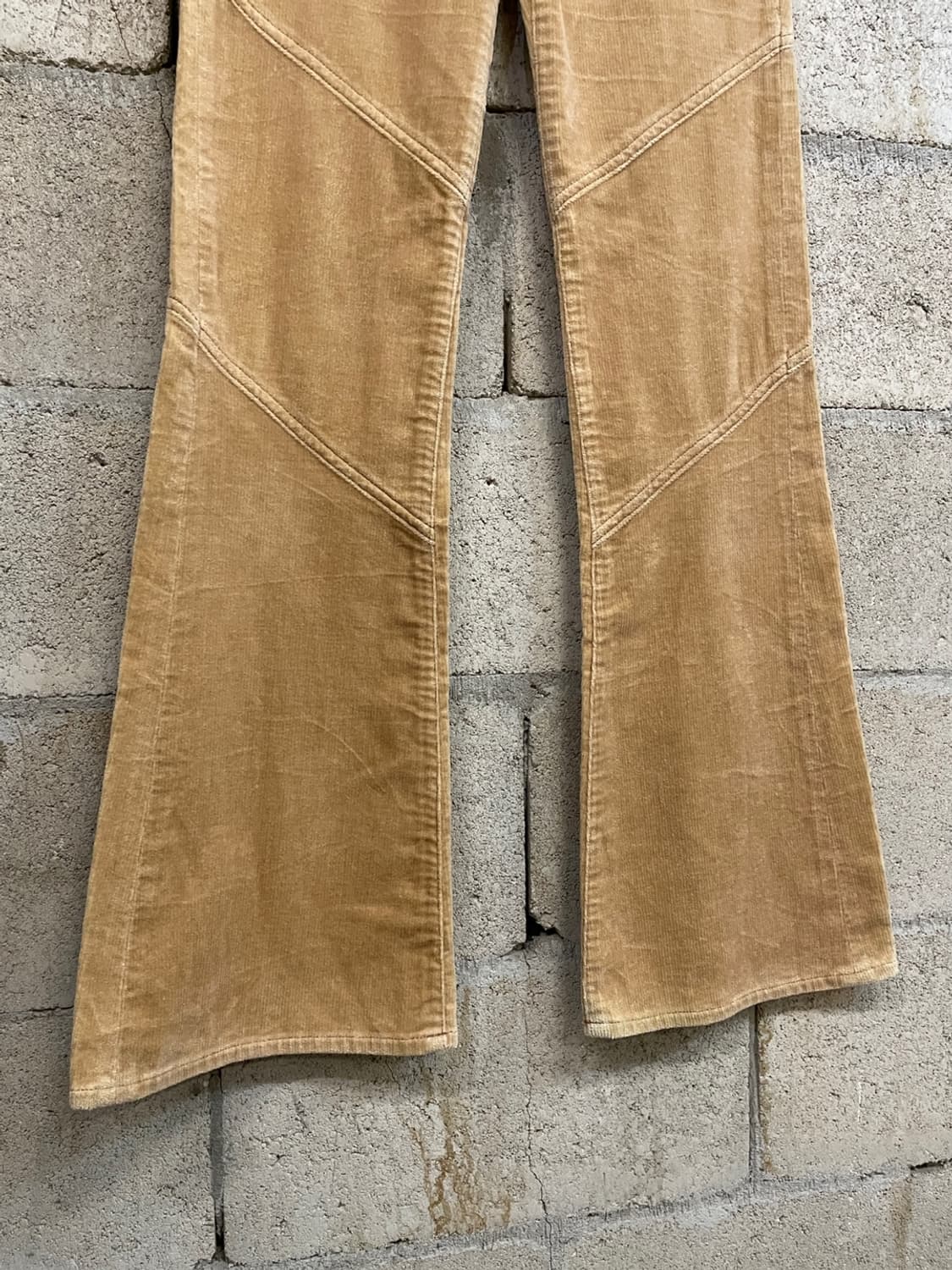 버버리 블루라벨 코듀로이 플레어 팬츠 상품이미지3