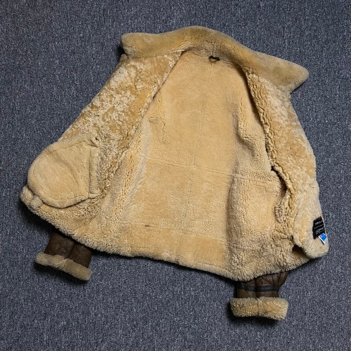 🌊Young B-3 Sheepskin mouton jacket 상품이미지3