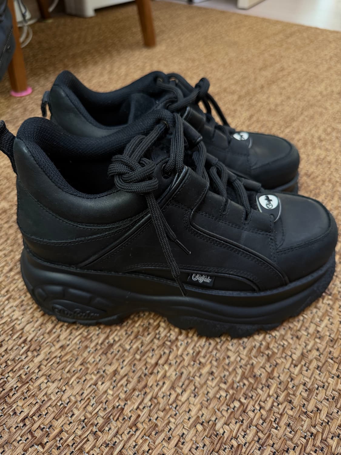 버팔로 런던 플랫폼슈즈 250 39 사이즈  상품이미지3