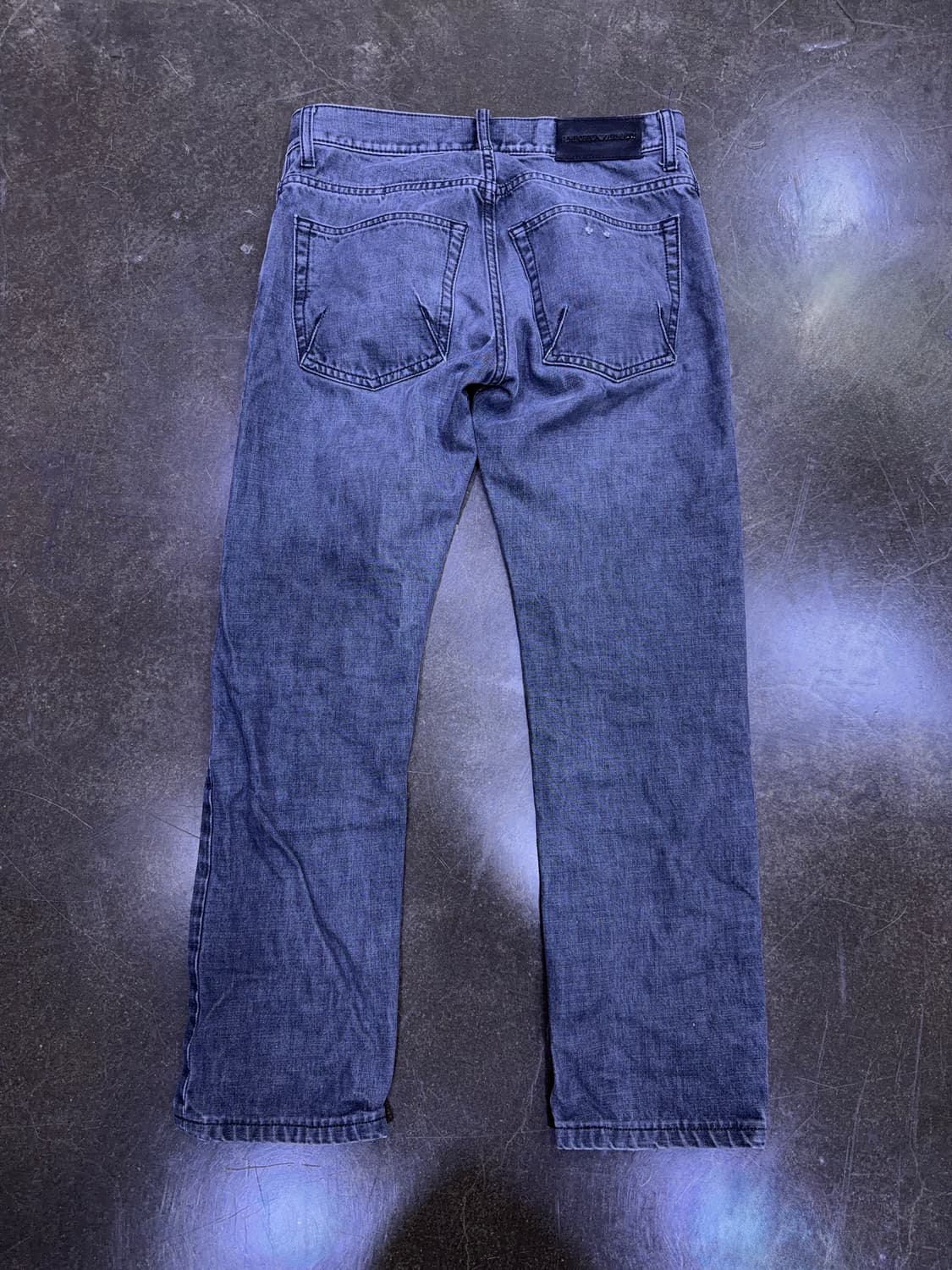 엠포리오 아르마니 주드 섹시핏 버튼플라이 데님팬츠 그레이 30 상품이미지2