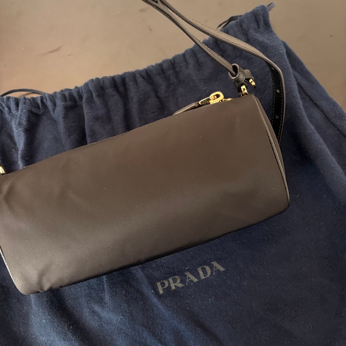 프라다 리나일론백 상품이미지2