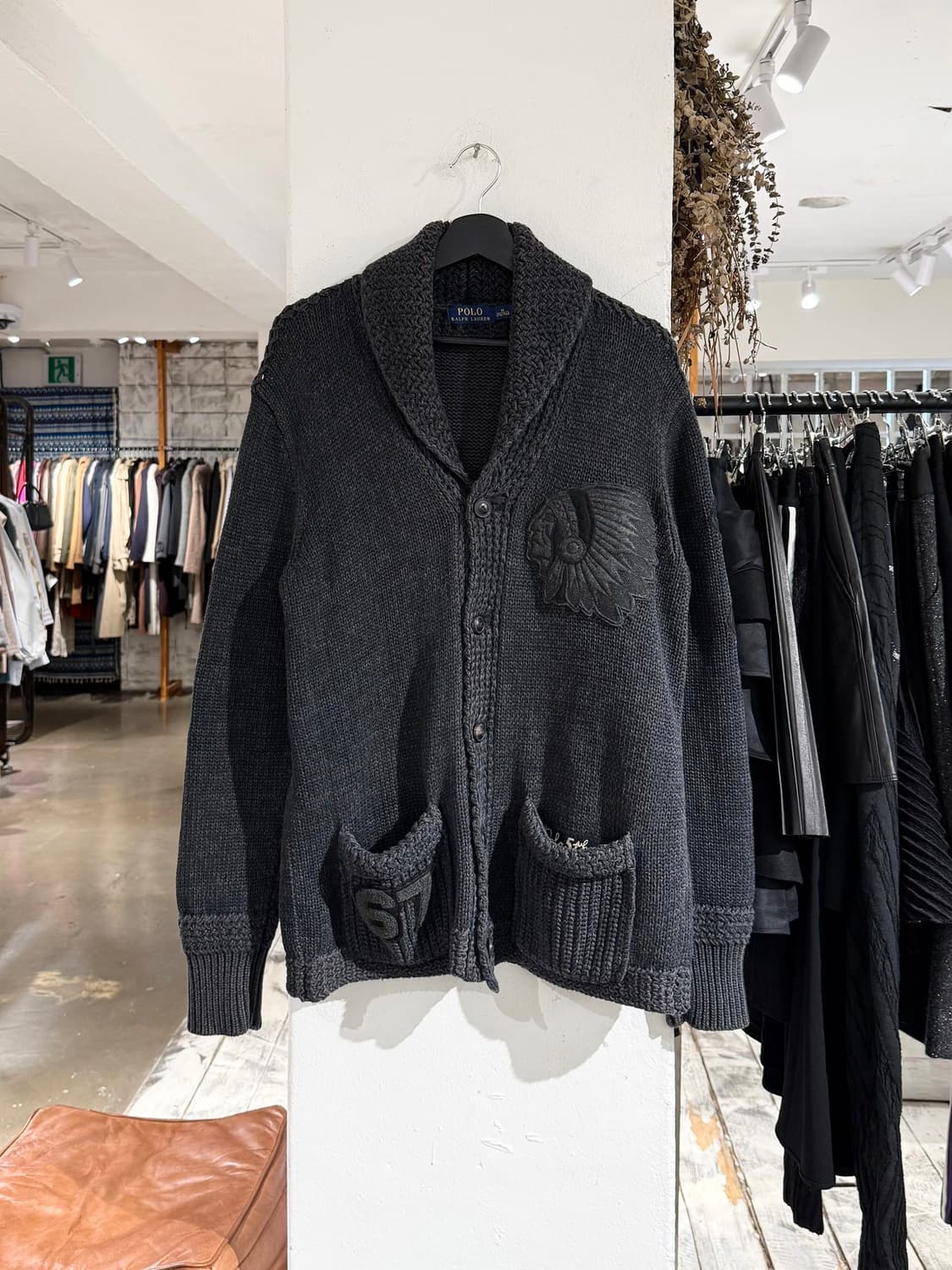 폴로 랄프로렌 차콜 인디언 패치 숄카라 니트 가디건 상품이미지1