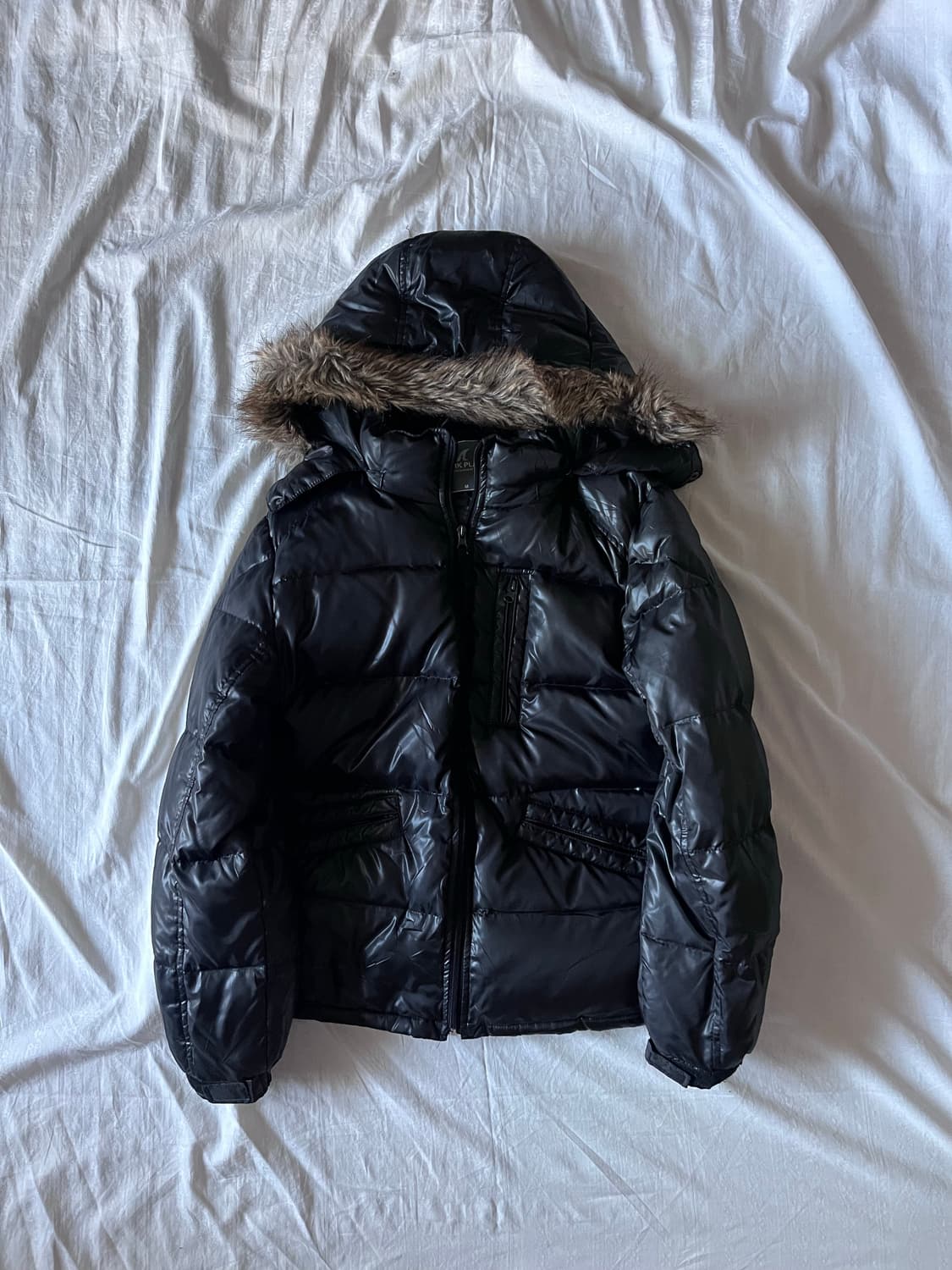 Glossy Black Fur Puffer Jacket 상품이미지1