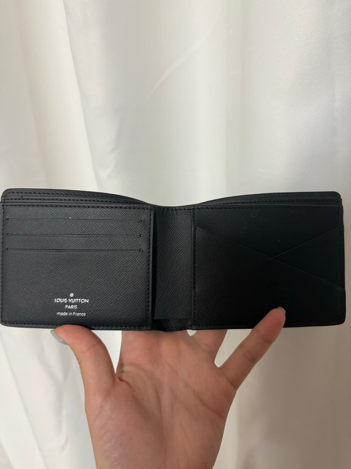 루이비통 멀티플 월렛 모노그램 이클립스 상품이미지2