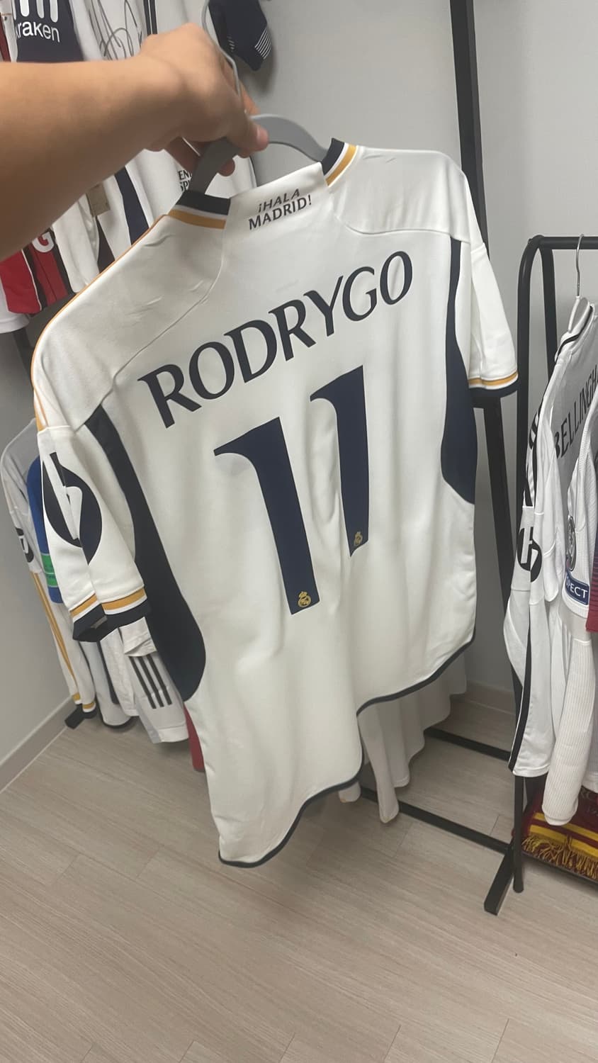 [택체 새상품] 23-24 레알마드리드 호드리구 유니폼 상품이미지3