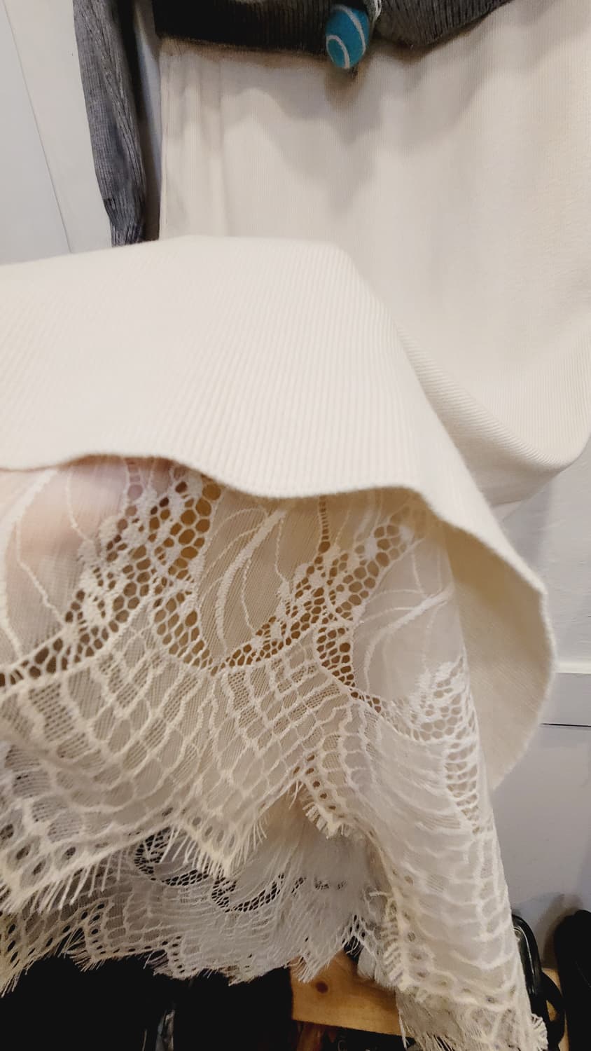 폼폼 가디건. 리버시블 레이스. 니트스커트 상품이미지5