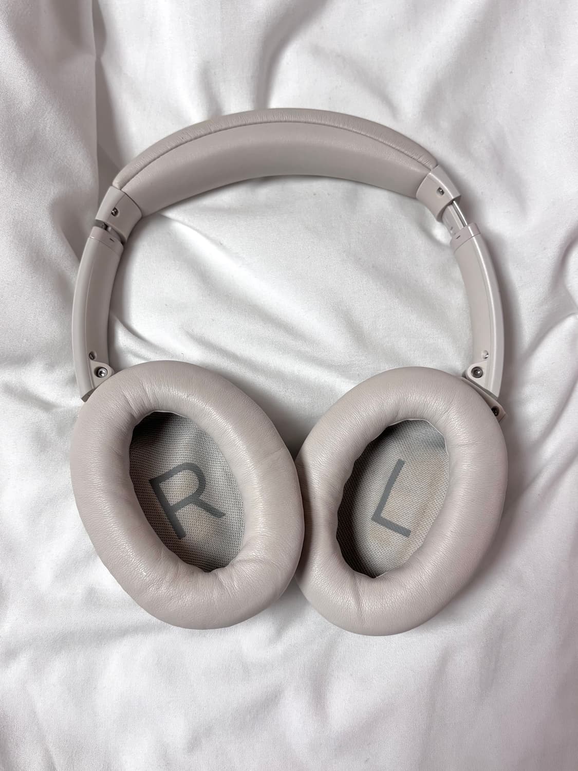 보스 화이트 헤드셋 Bose QC45 헤드폰 상품이미지2