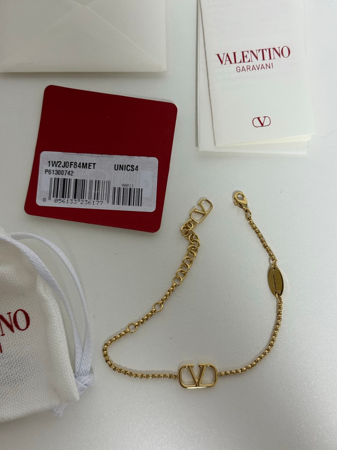 [상태좋음] 발렌티노 팔찌 판매합니다 상품이미지2