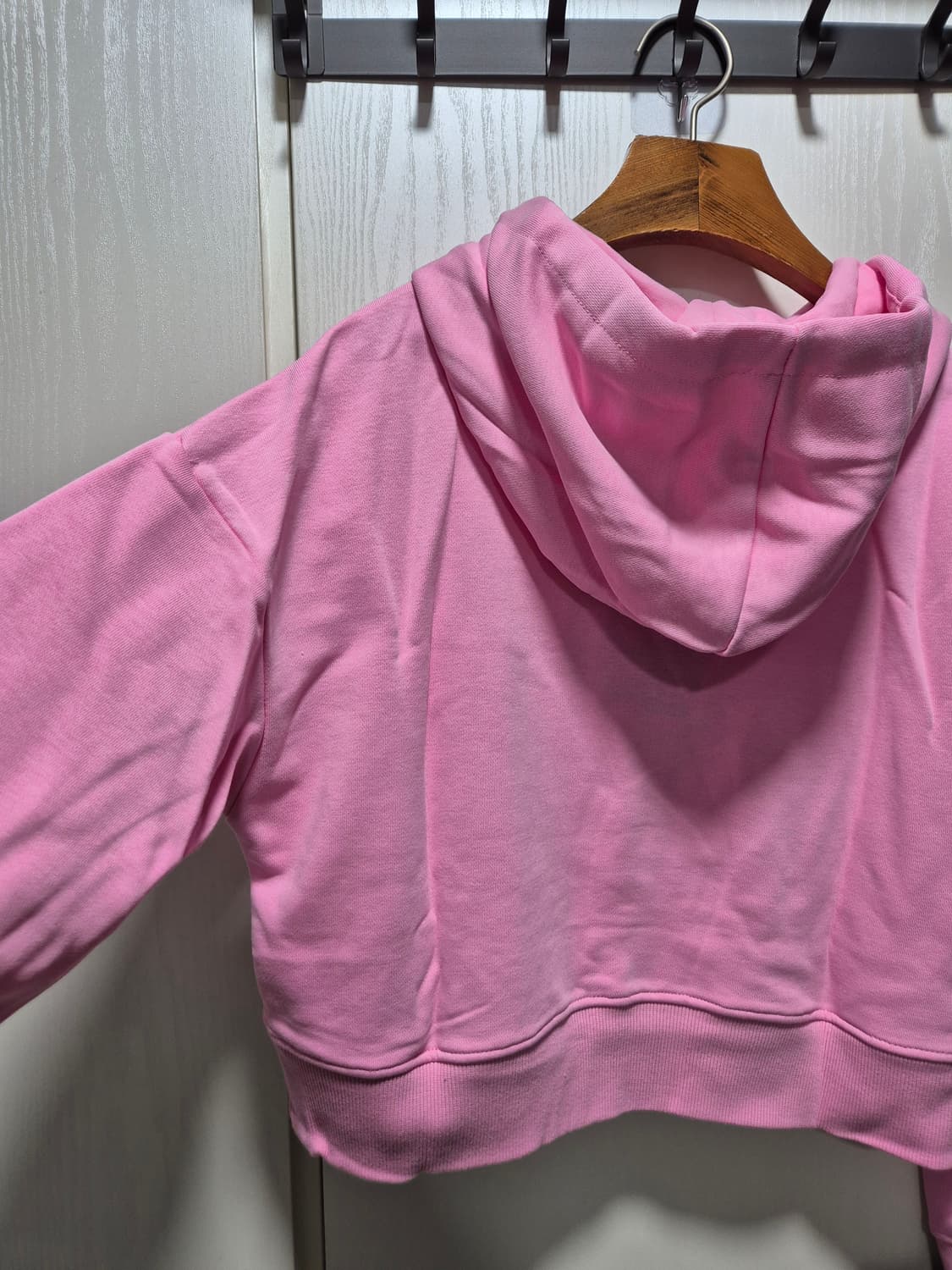 뉴발란스 핑크 크롭 후드티.새상품 상품이미지7