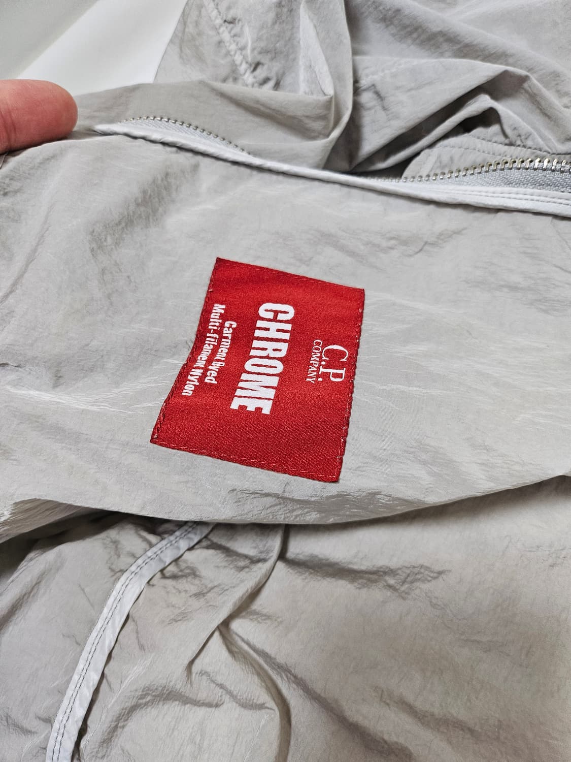 C.P컴퍼니 바람막이 M 상품이미지7