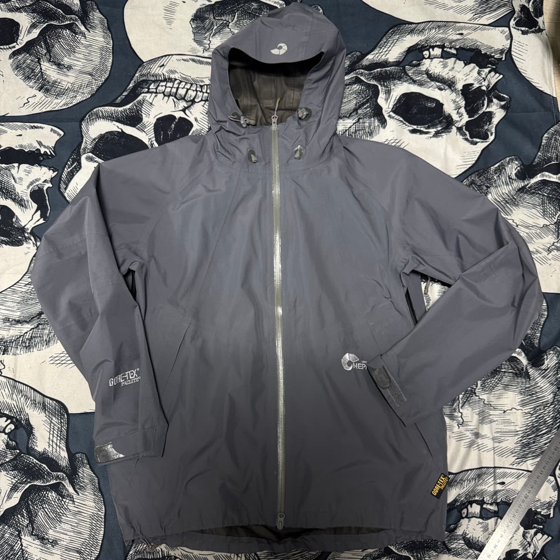 네파 고어텍스 바람막이 105사이즈 상품이미지1