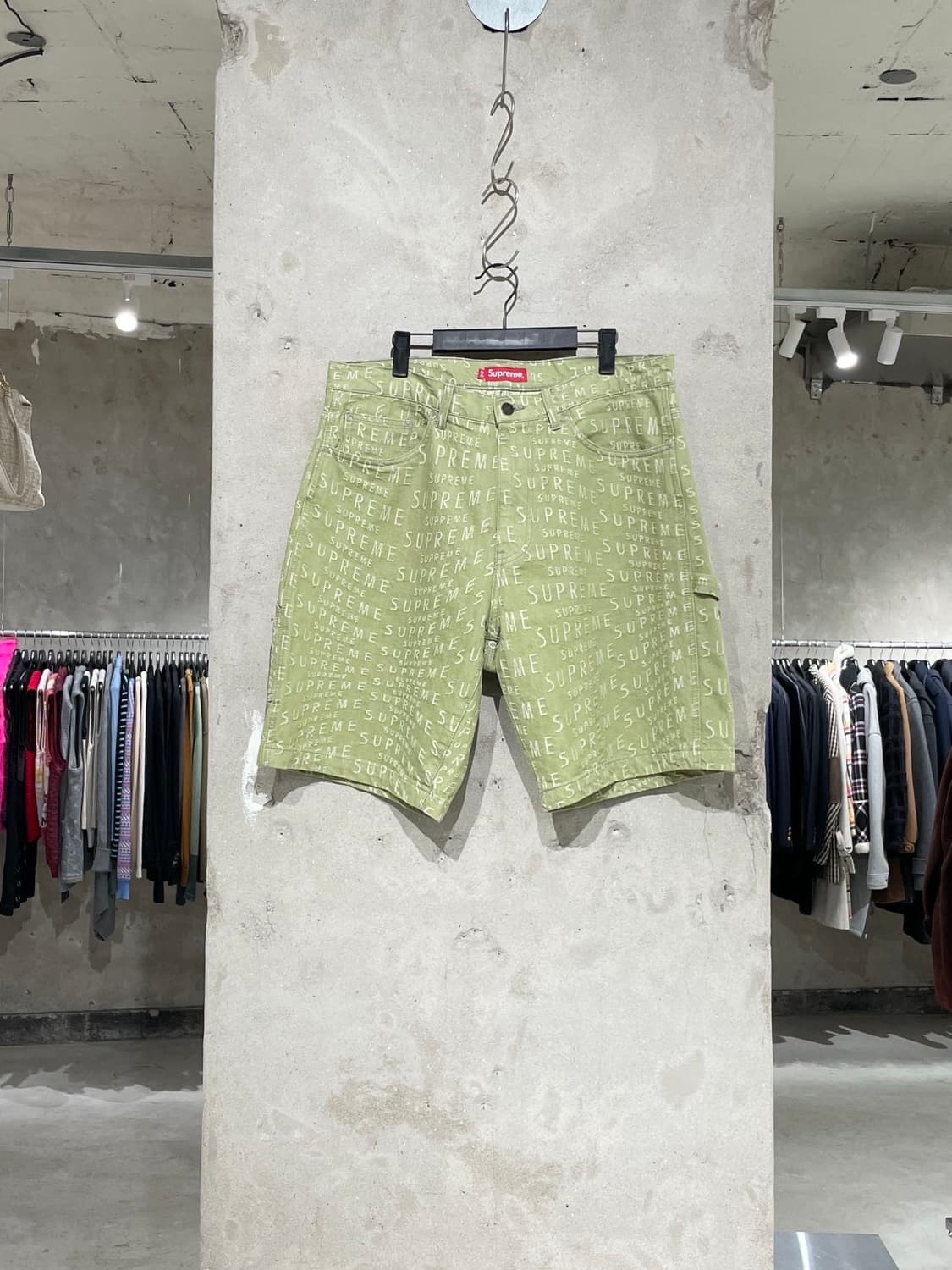 슈프림 21S/S 세이지 워프 자카드 로고 페인터 데님 쇼츠 상품이미지1