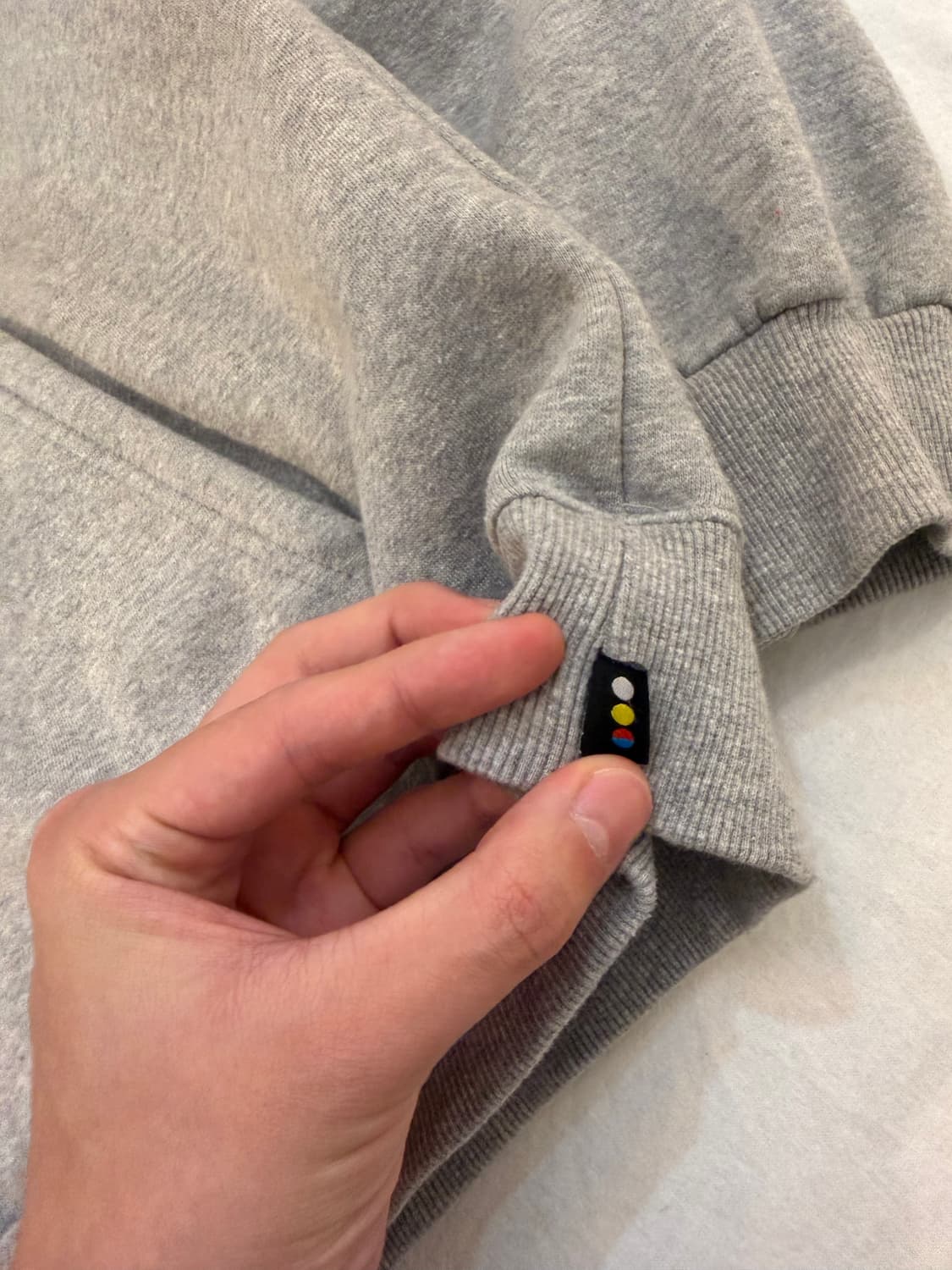 아이앱 스튜디오 그레이 화이트 후드티 상품이미지5