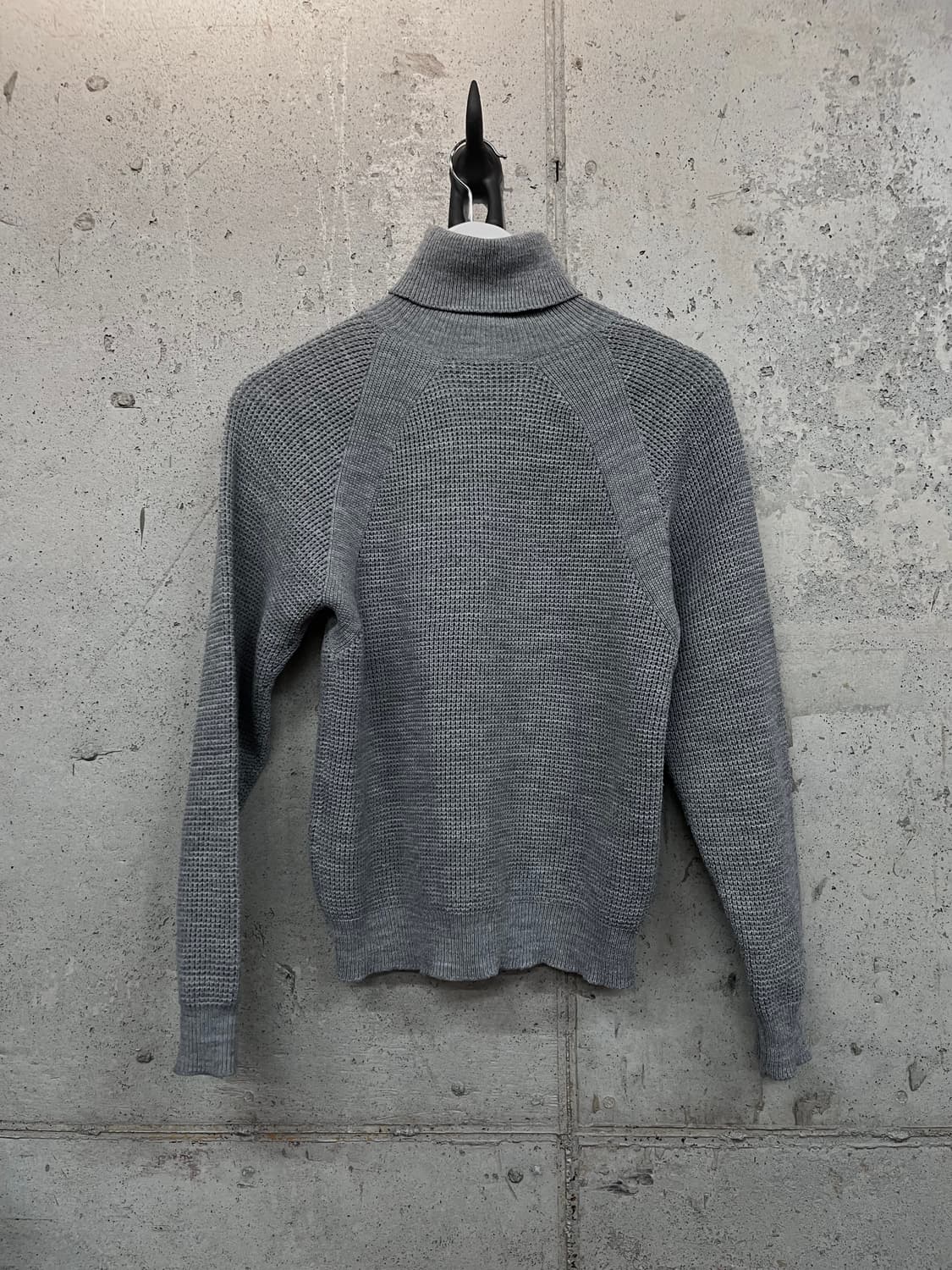 히스테릭 글래머 터틀넥 스웨터 그레이 상품이미지10