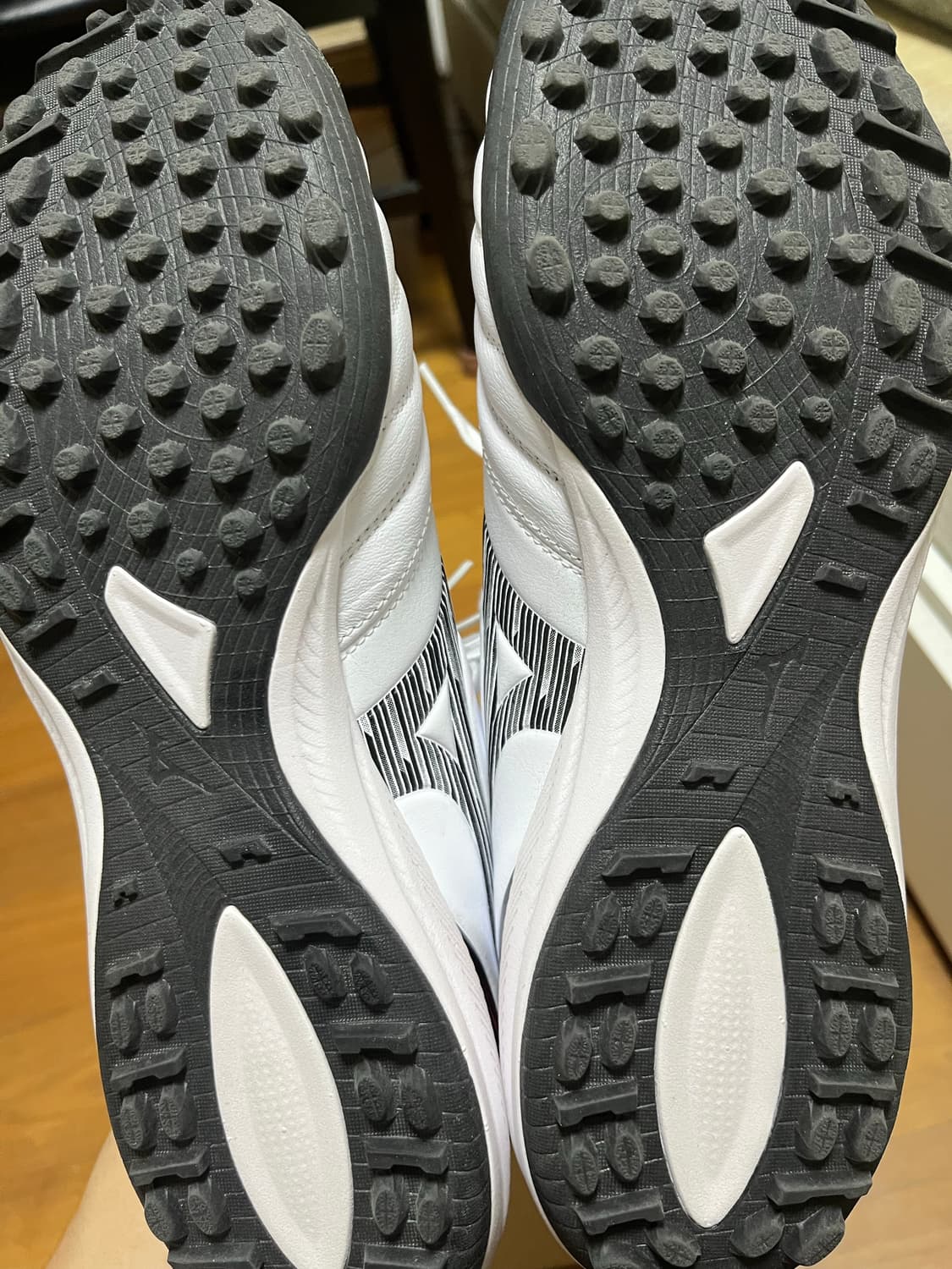 [275] 미즈노 모렐리아 네오4 프로 AS 풋살화 상품이미지6