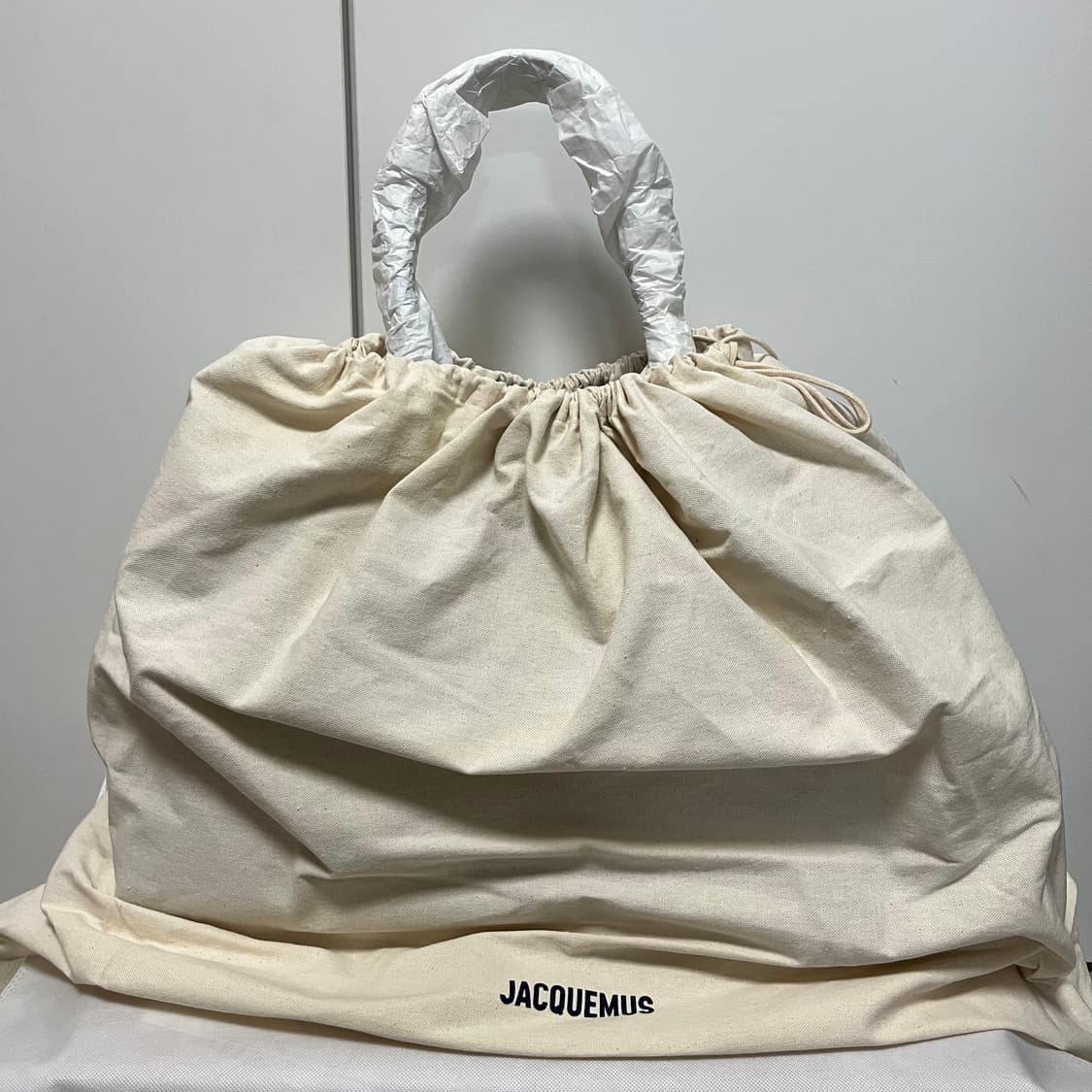 자크뮈스 25fw 투리스모 라지 볼링백/블랙 상품이미지7