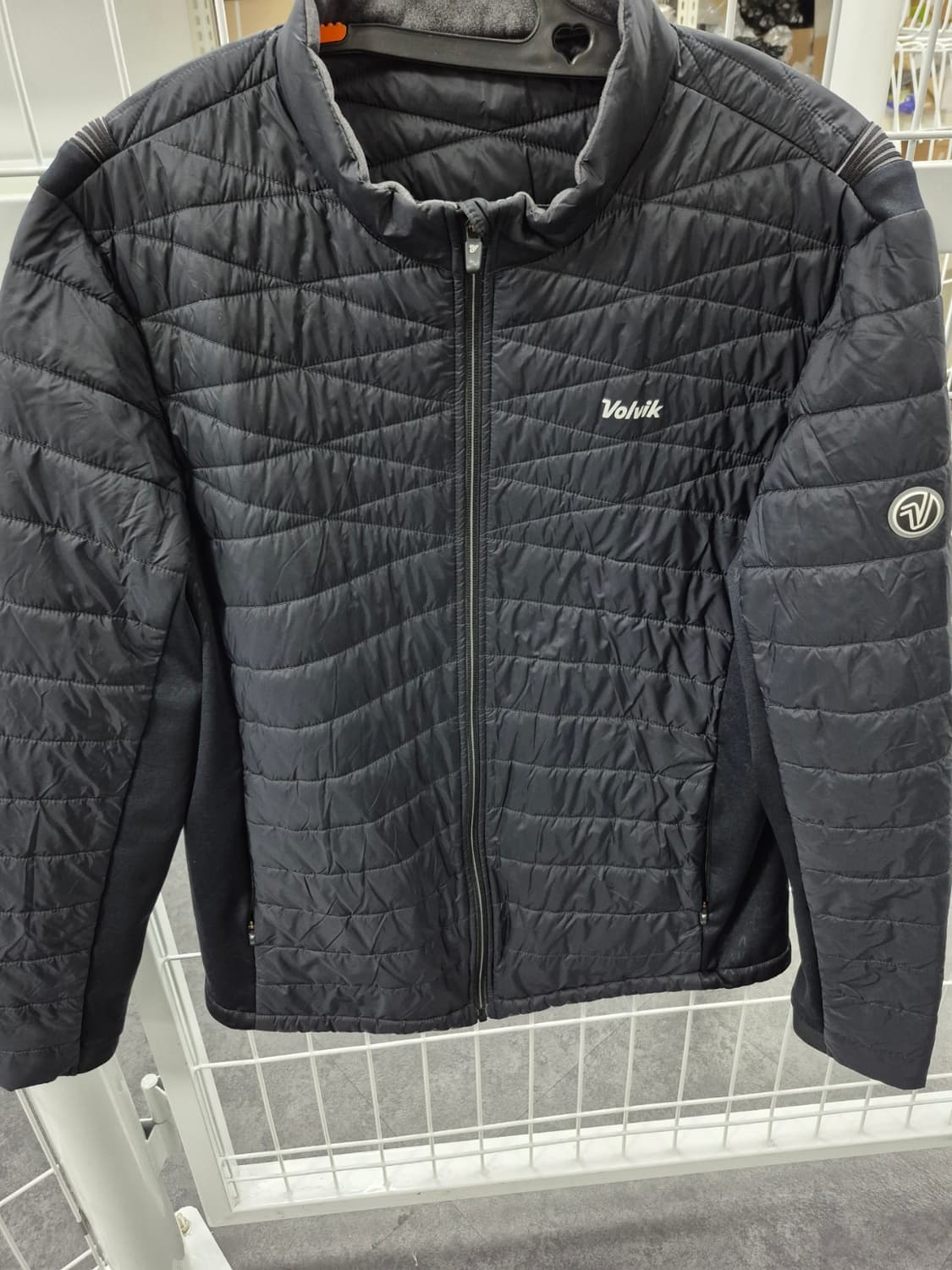 볼빅 정품 경량패딩 105사이즈 팝니다  상품이미지1