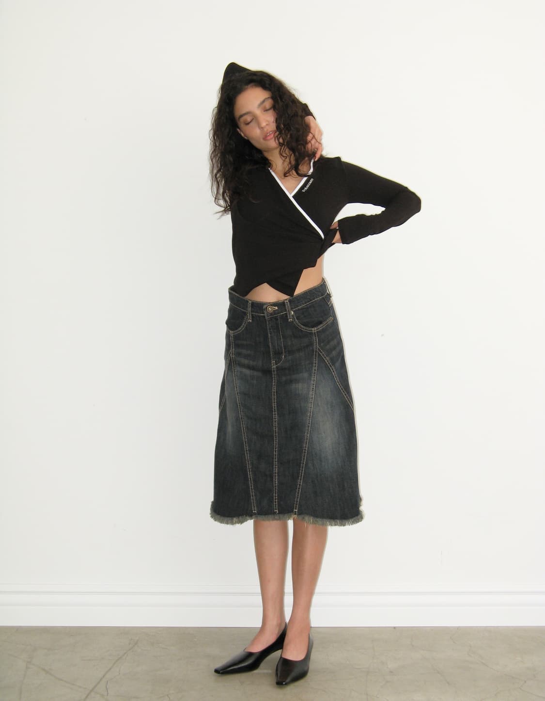 폴리수엠 washed denim midi skirt 상품이미지3