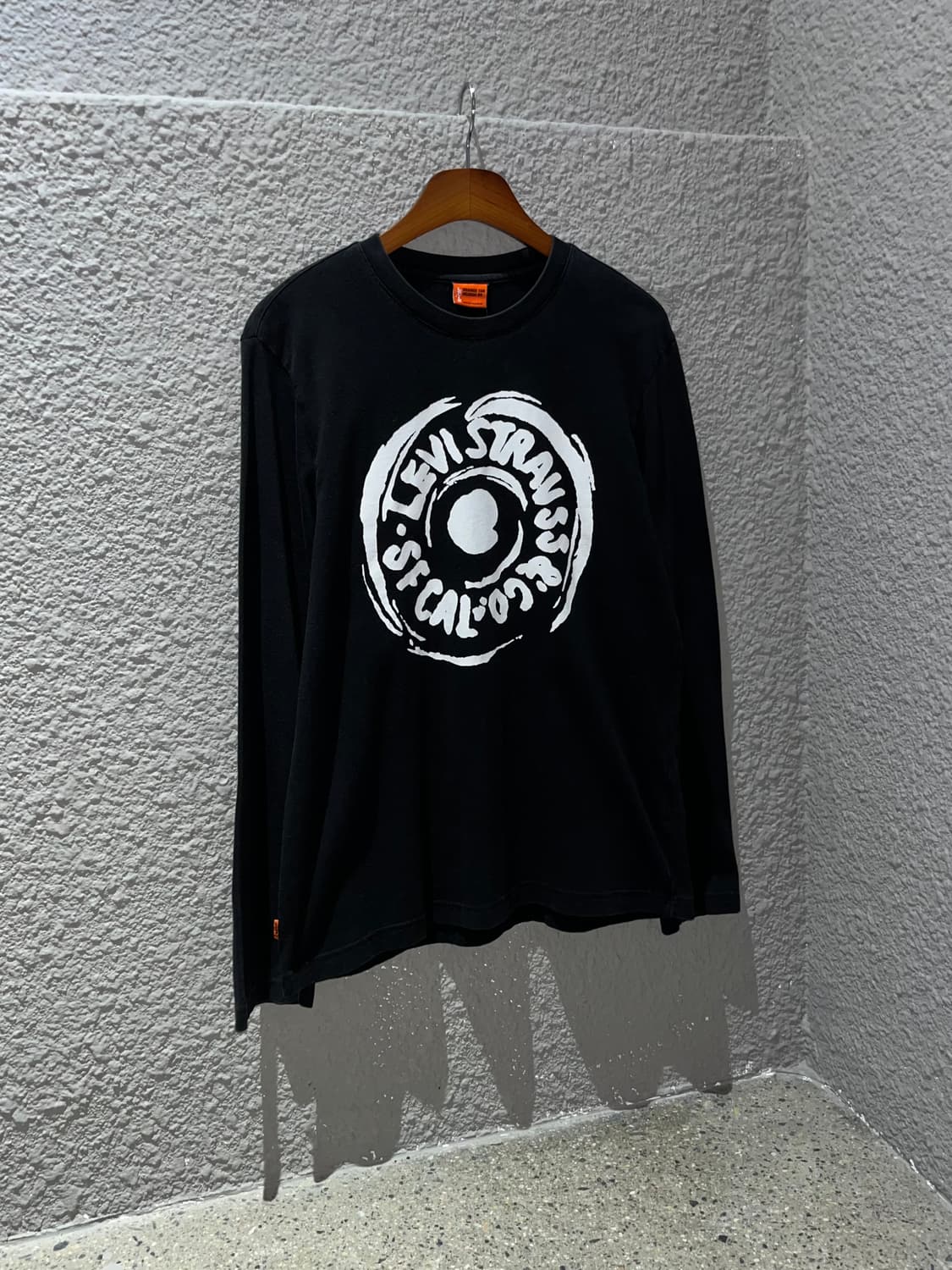 리바이스 오렌지탭 롱슬리브 상품이미지1