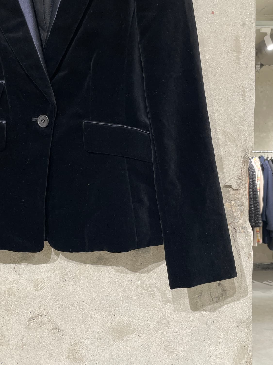 3.1 필립림 블랙 클래식 벨벳 크롭 자켓 상품이미지5