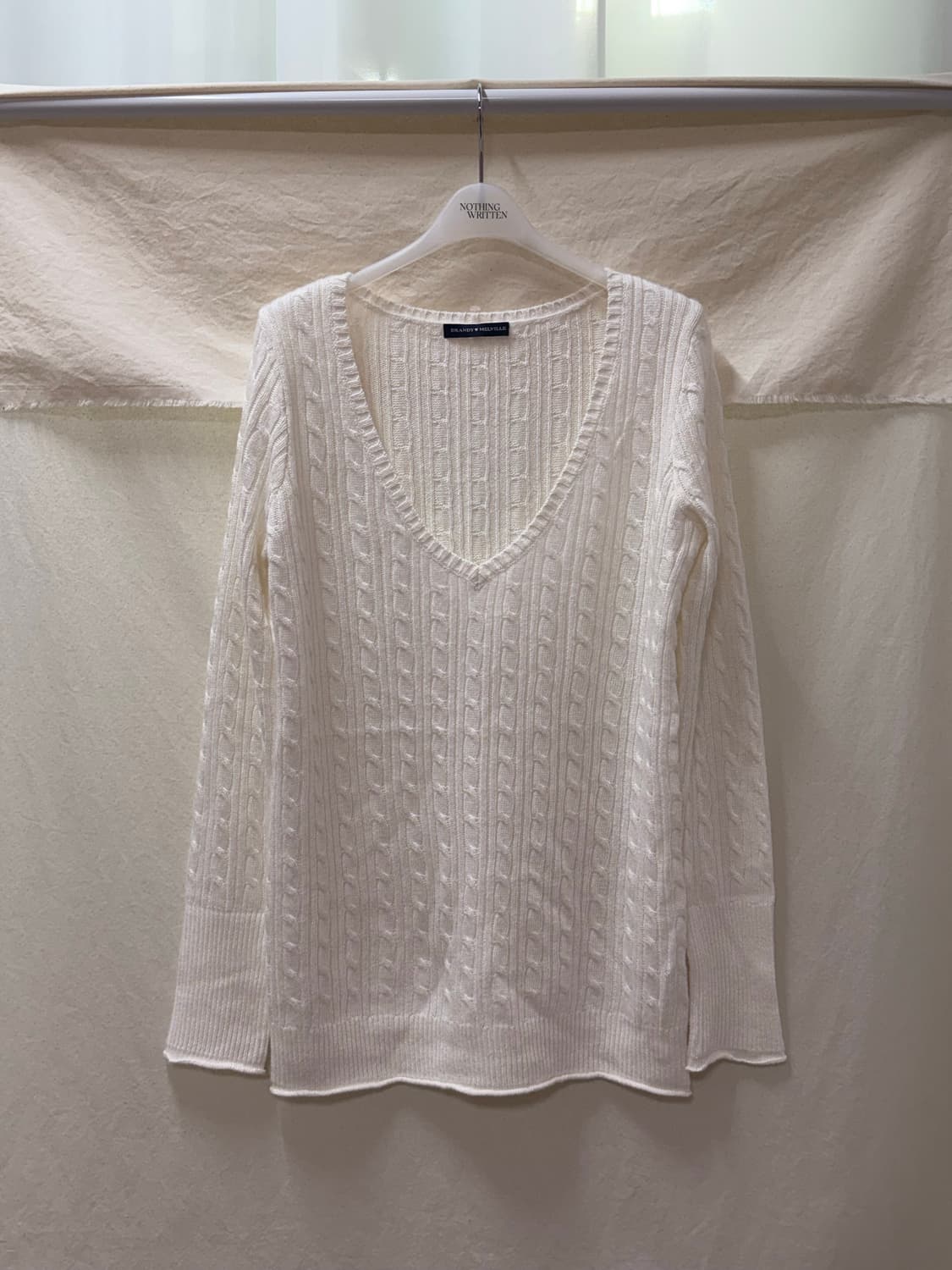 브랜디멜빌 짜임 브이넥니트 상품이미지1