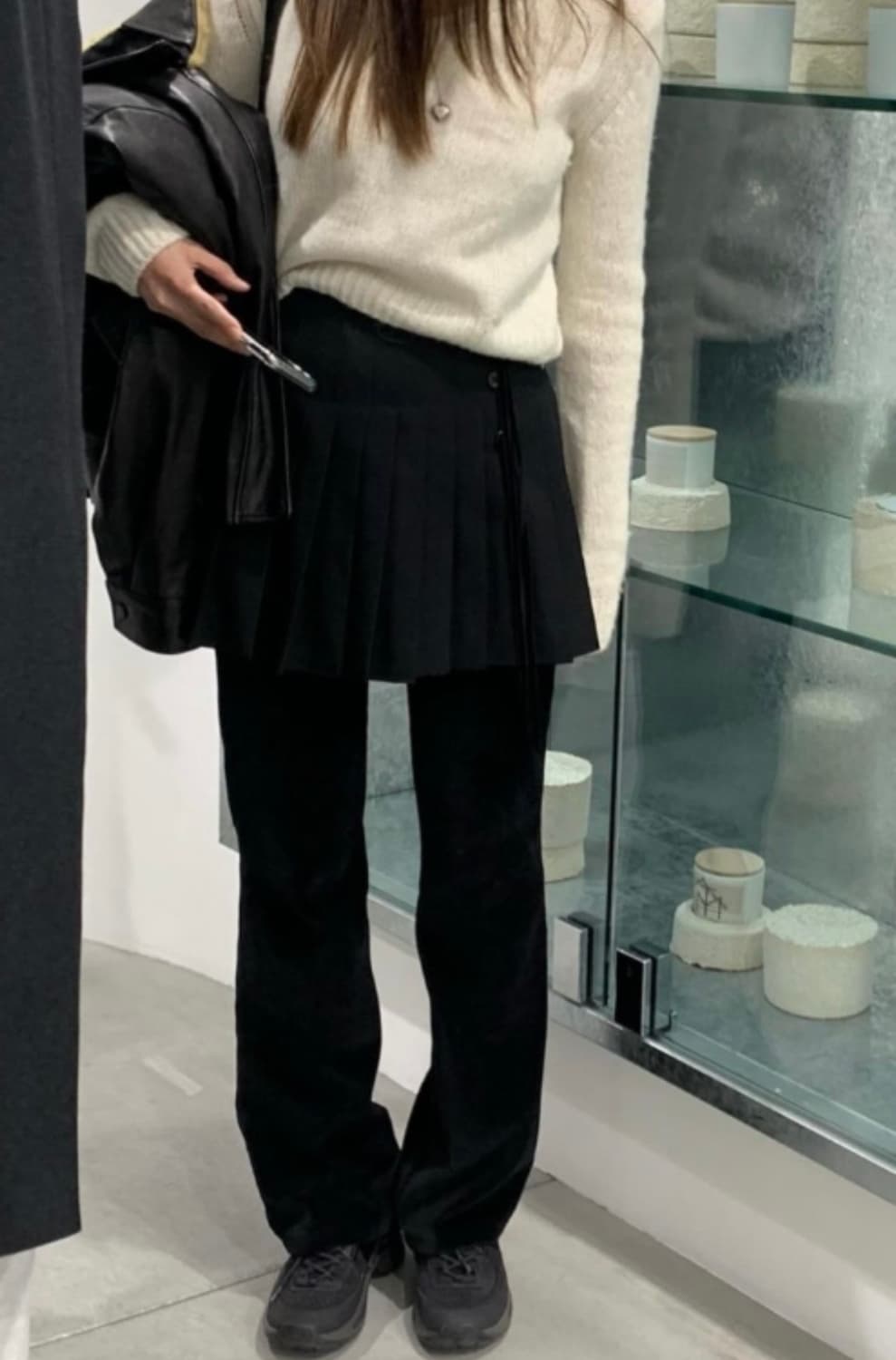 타낫 타이 버튼 플리츠 미니 스커트 S 사이즈 블랙 (새상품, 택O) 상품이미지3