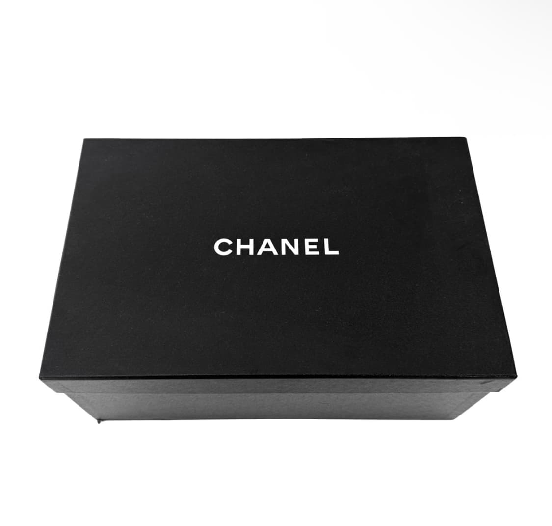 [43] CHANEL 샤넬 남성 뉴 믹스드파이버 퀄티드 스니커즈 화이트 상품이미지9