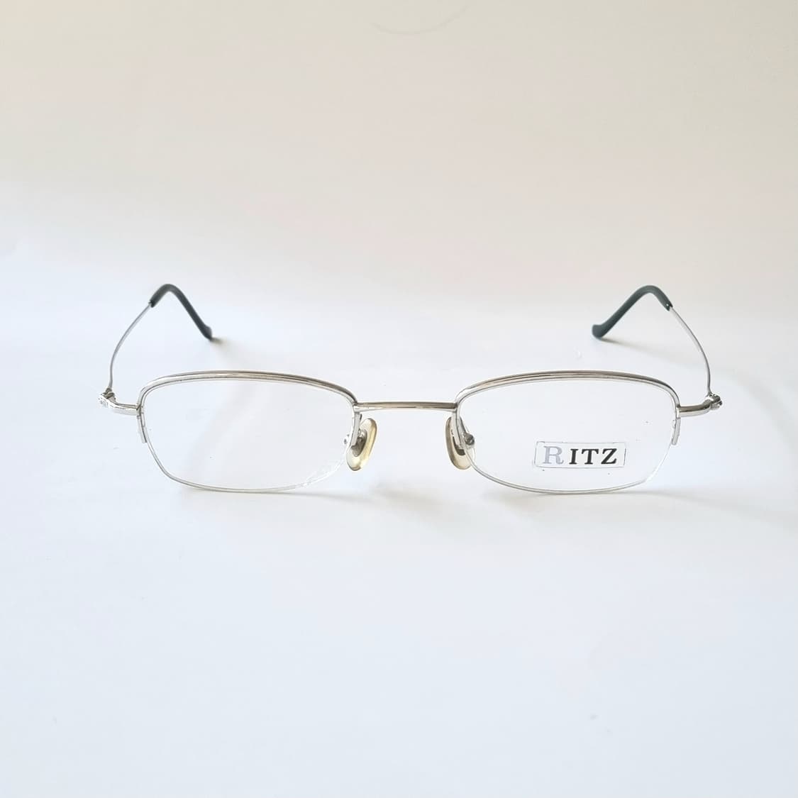 데드스탁 빈티지 실버 메탈 슬림 반무테 안경테 696 상품이미지1